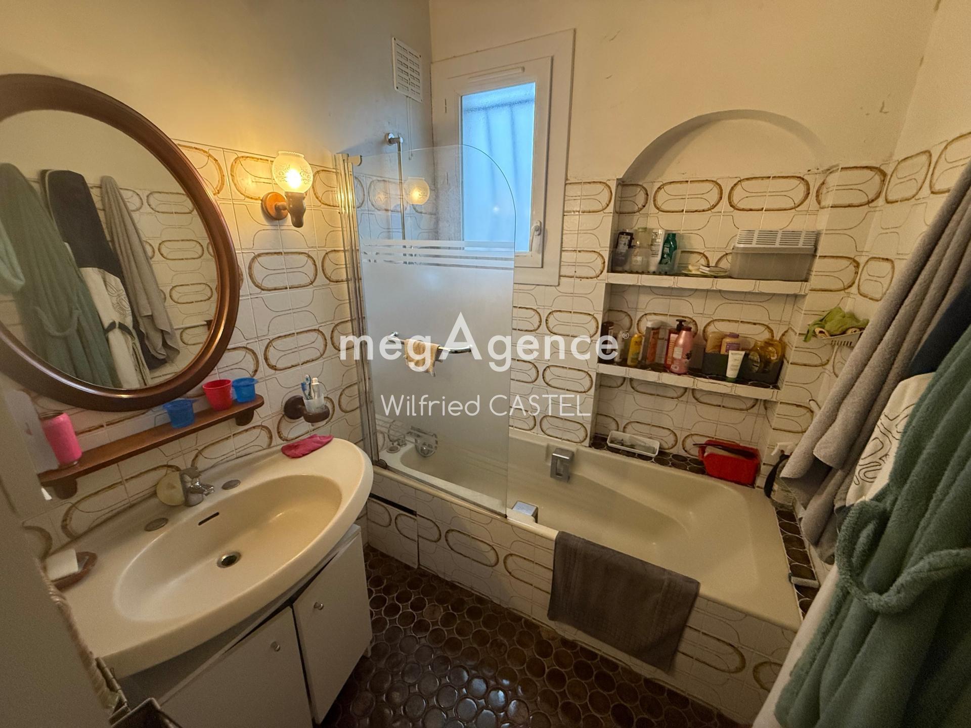 Miniature photo - 8 / 10