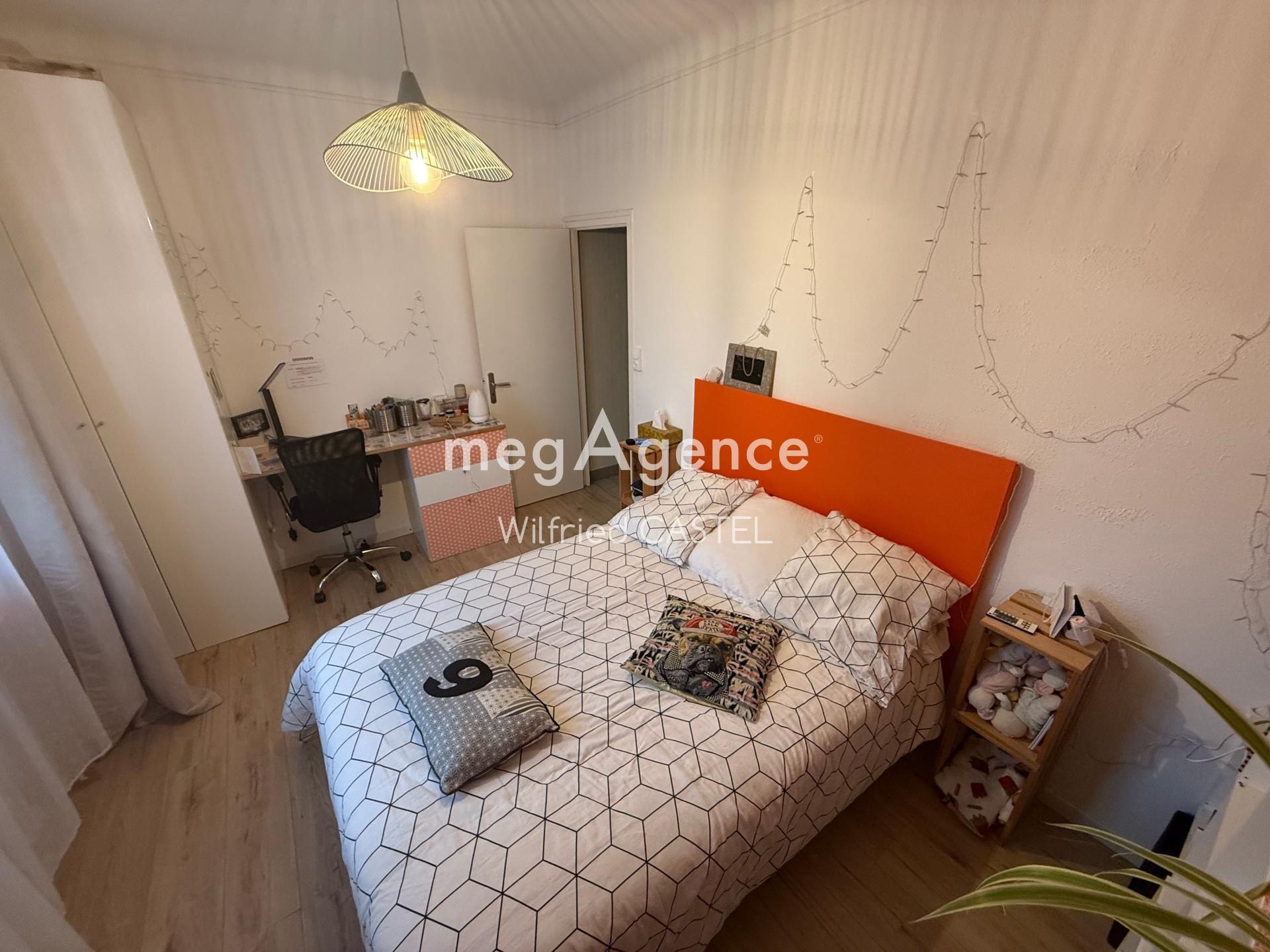 Miniature photo - 5 / 10