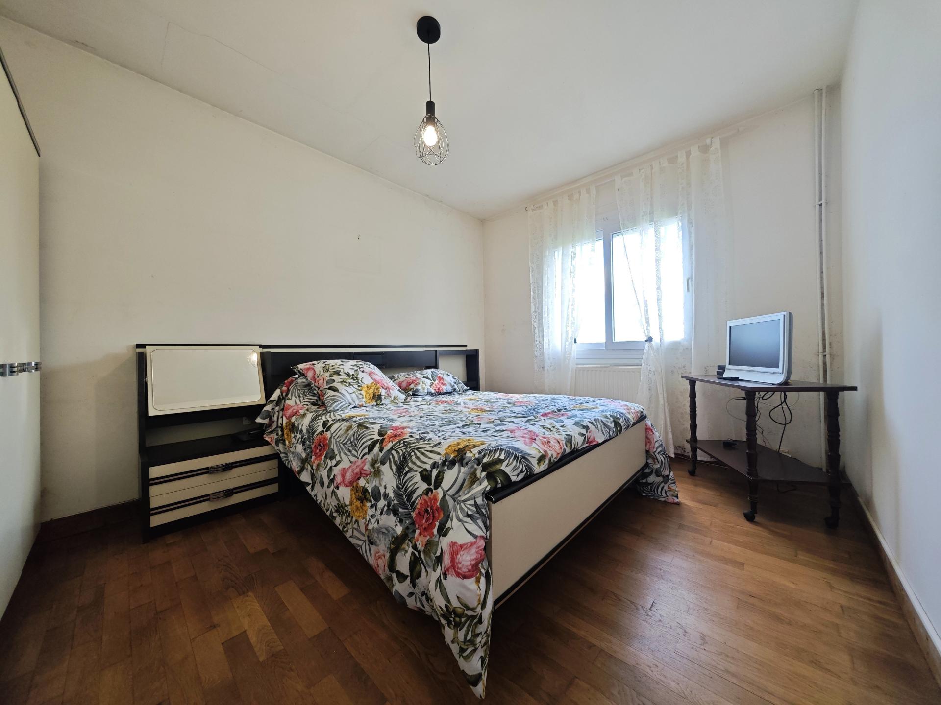 Miniature photo - 8 / 17