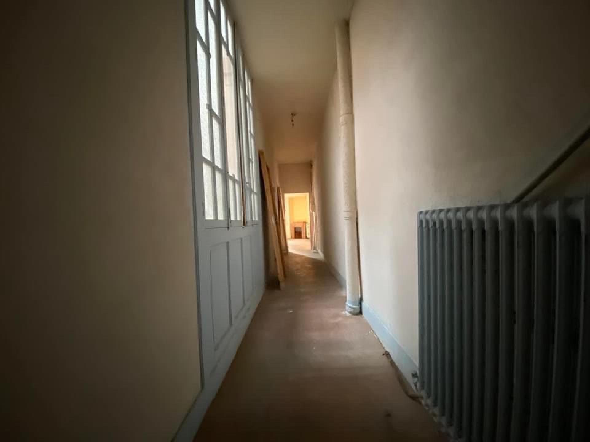 Miniature photo - 4 / 17