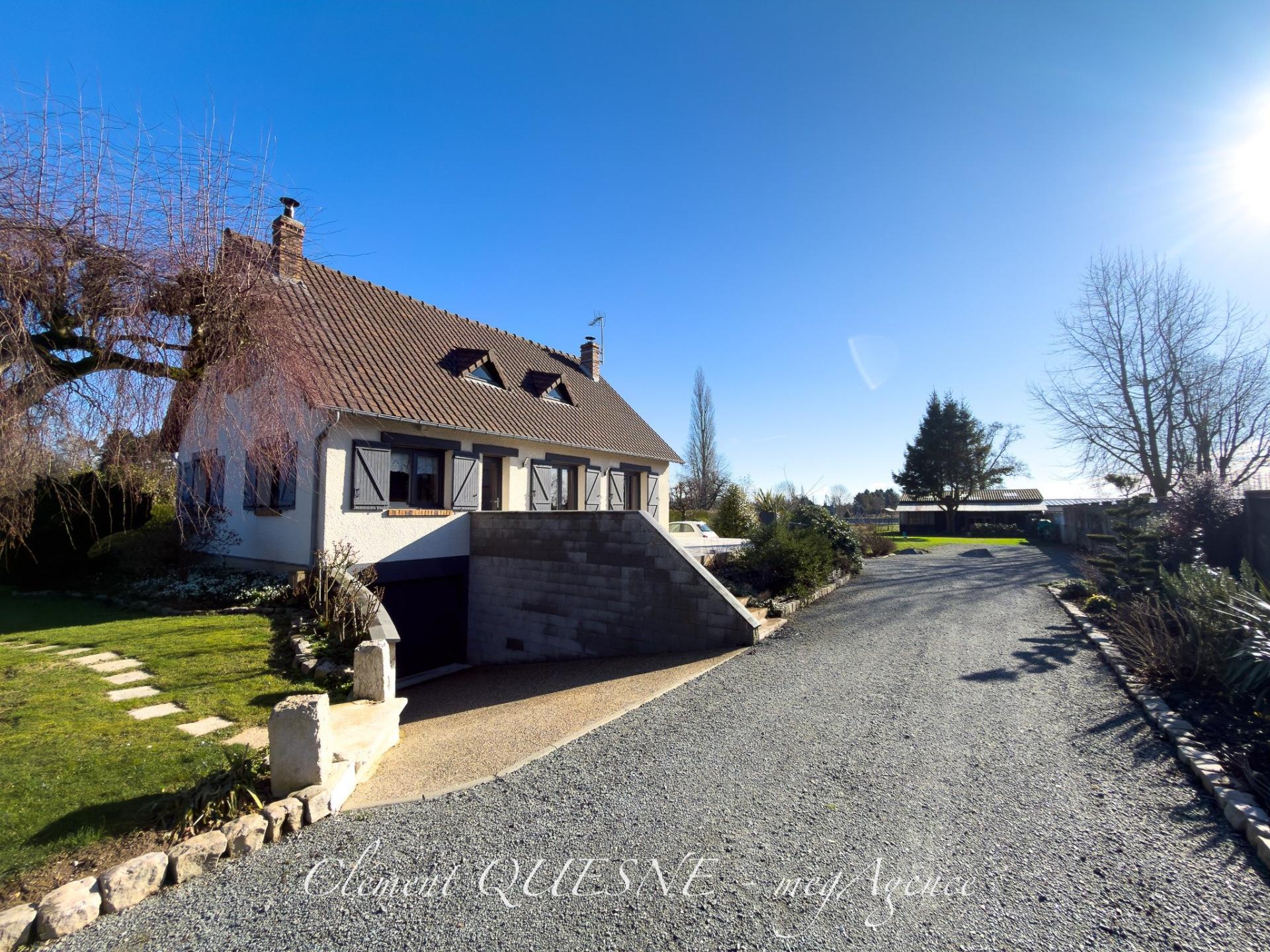 Miniature photo - 2 / 18