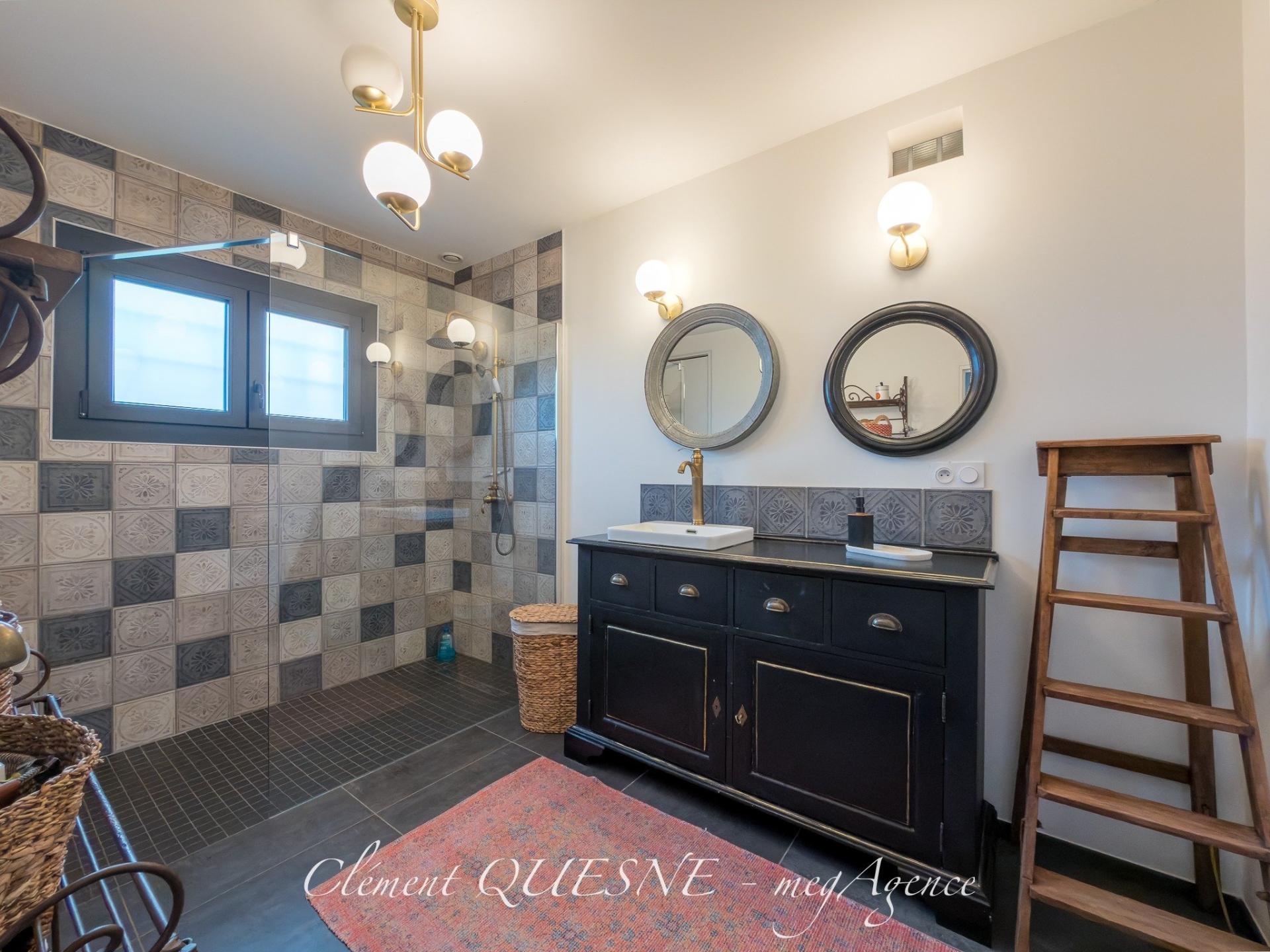 Miniature photo - 14 / 18