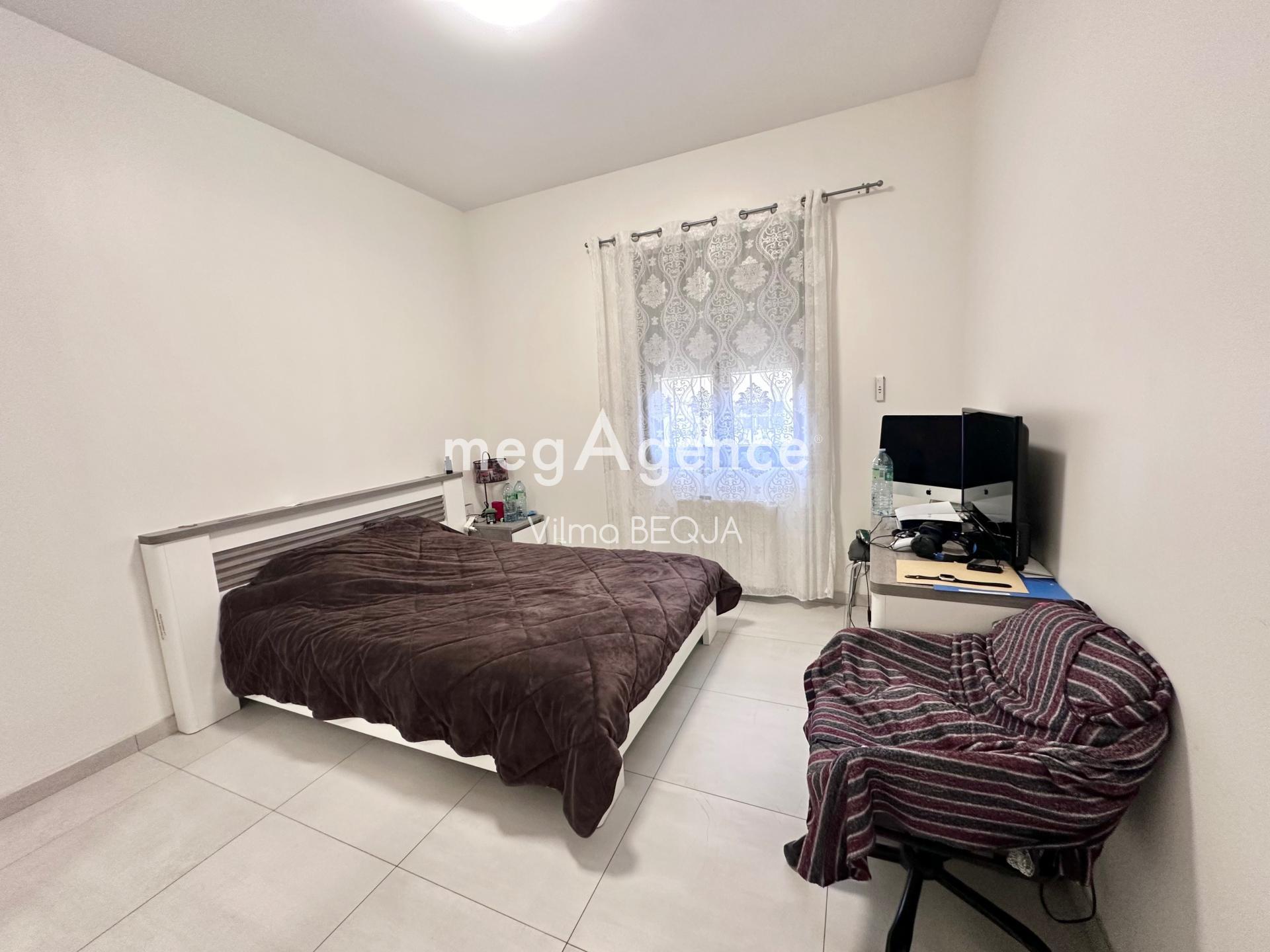 Miniature photo - 8 / 10