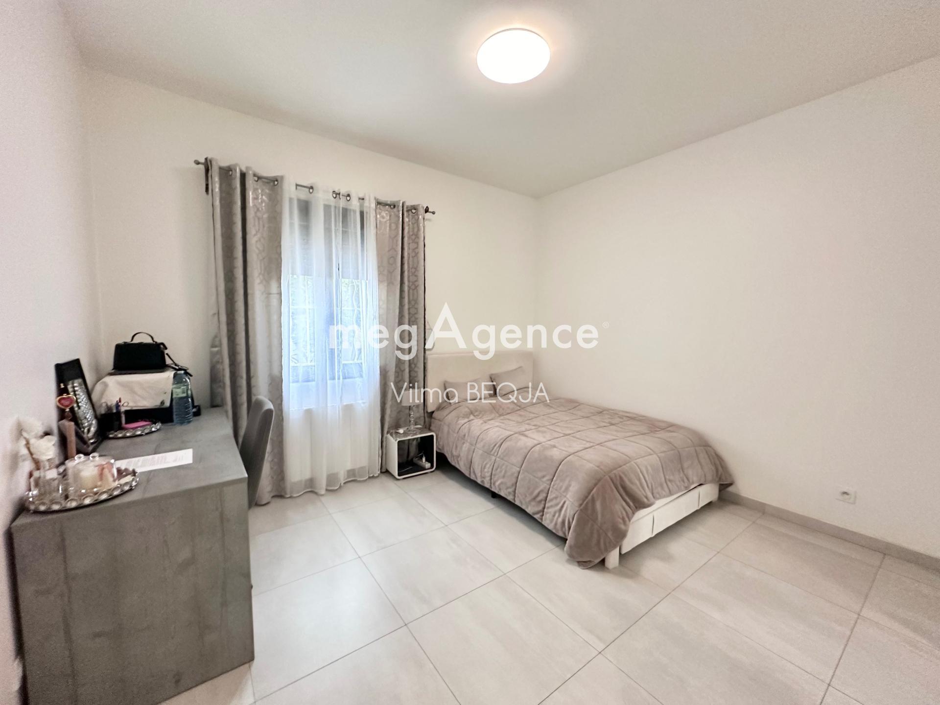 Miniature photo - 7 / 10