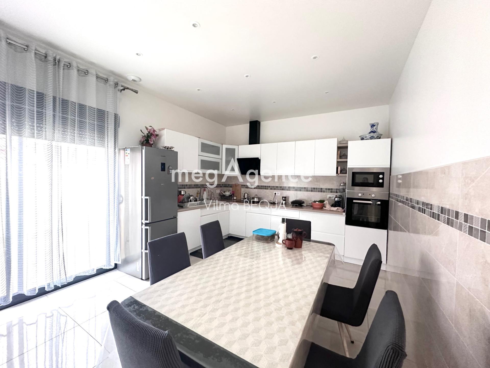 Miniature photo - 3 / 10