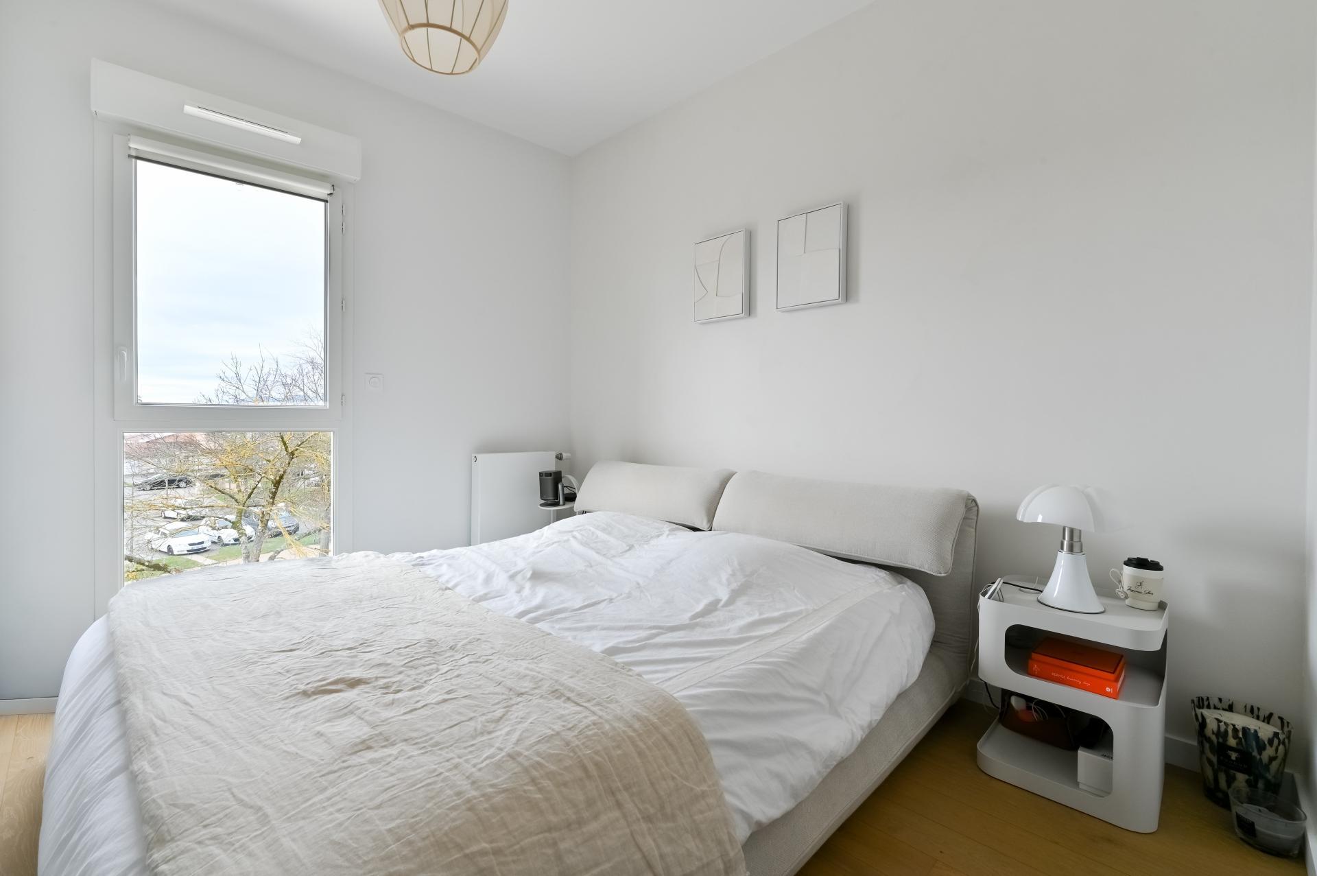 Miniature photo - 6 / 9