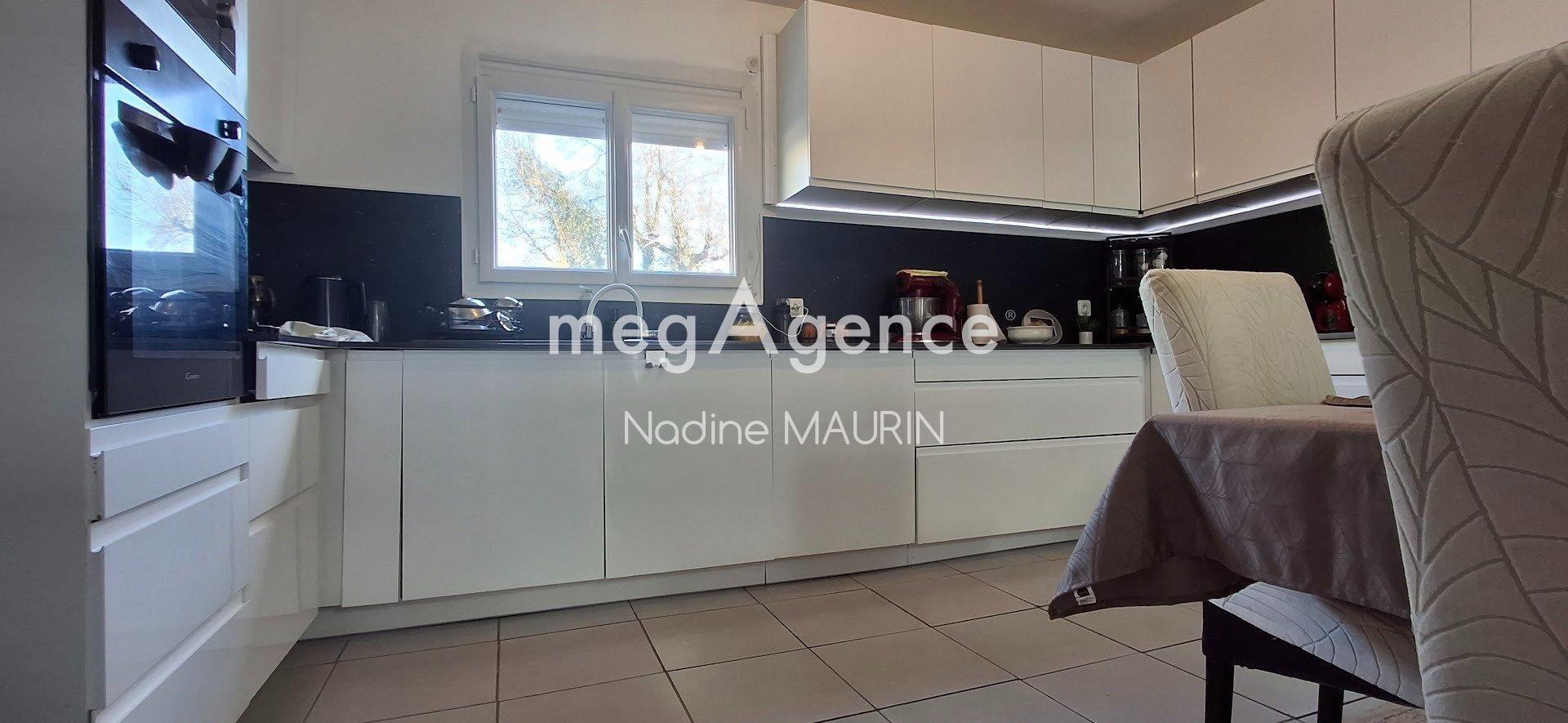 Miniature photo - 2 / 10