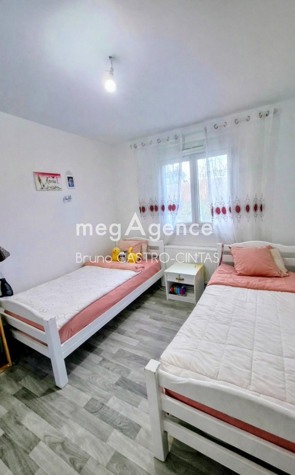 Miniature photo - 2 / 8