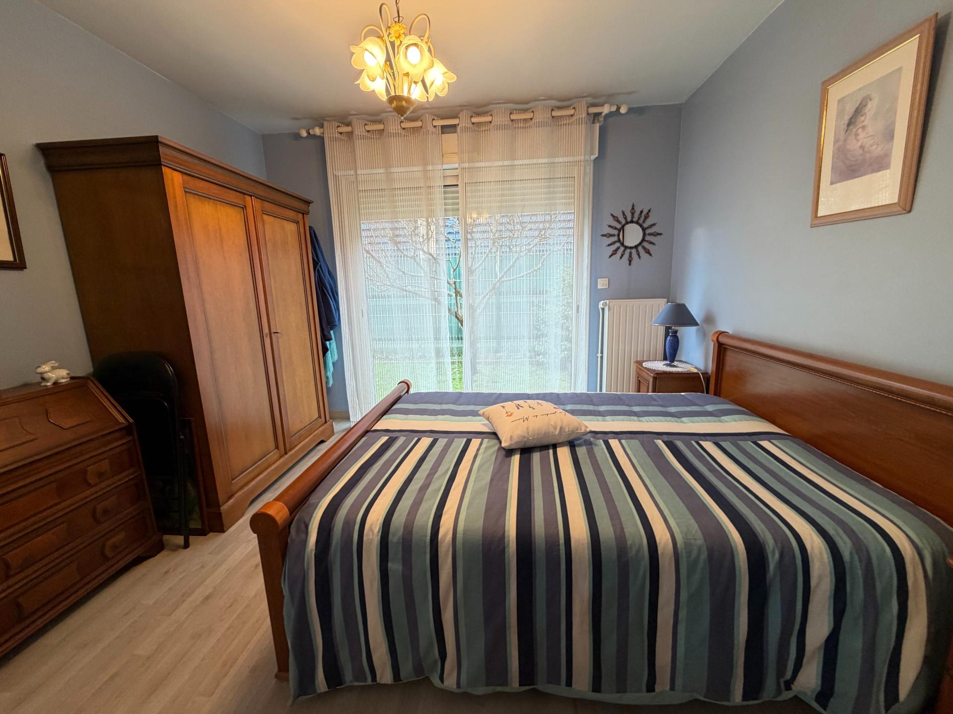 Miniature photo - 8 / 12