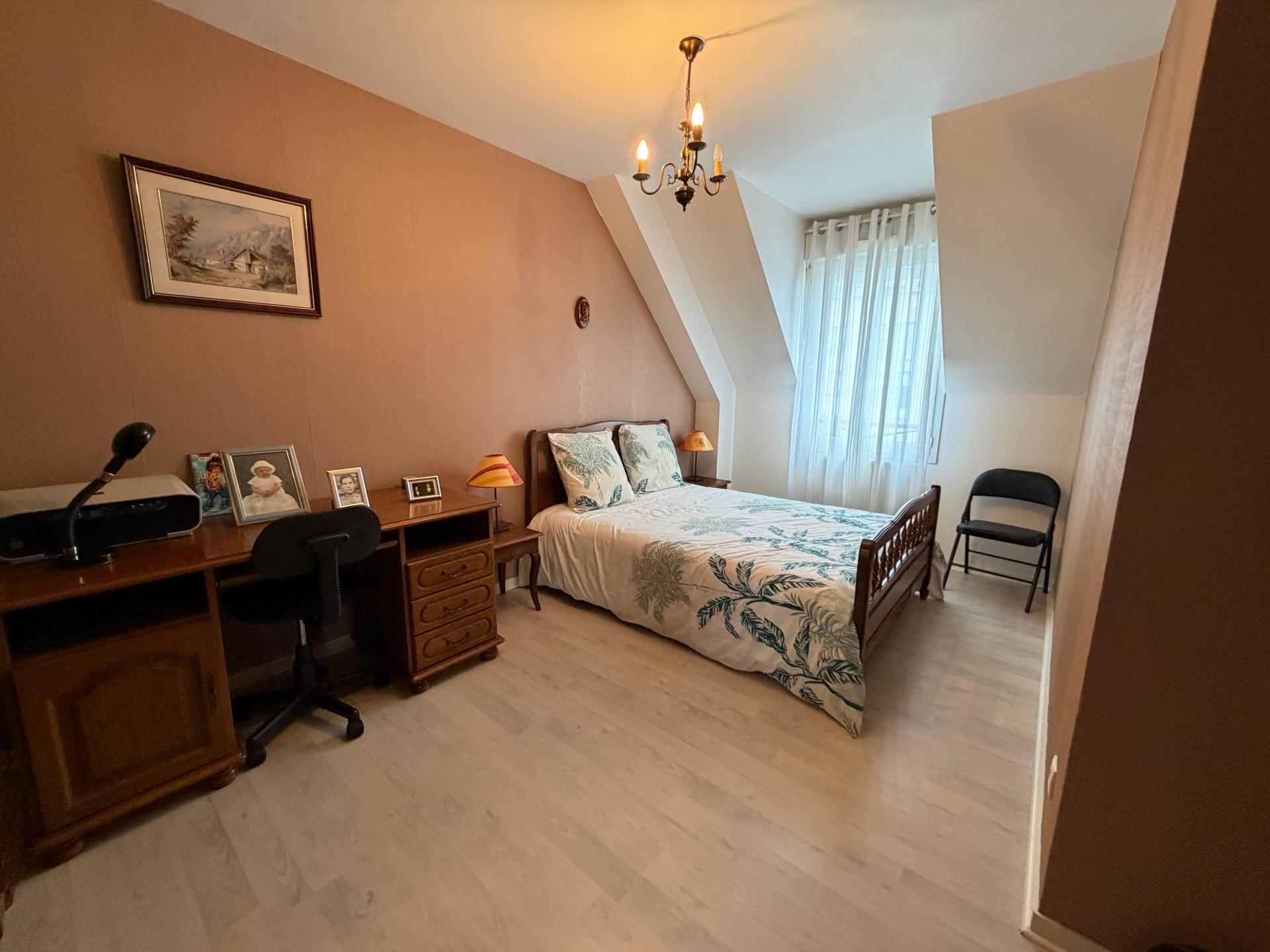 Miniature photo - 10 / 12