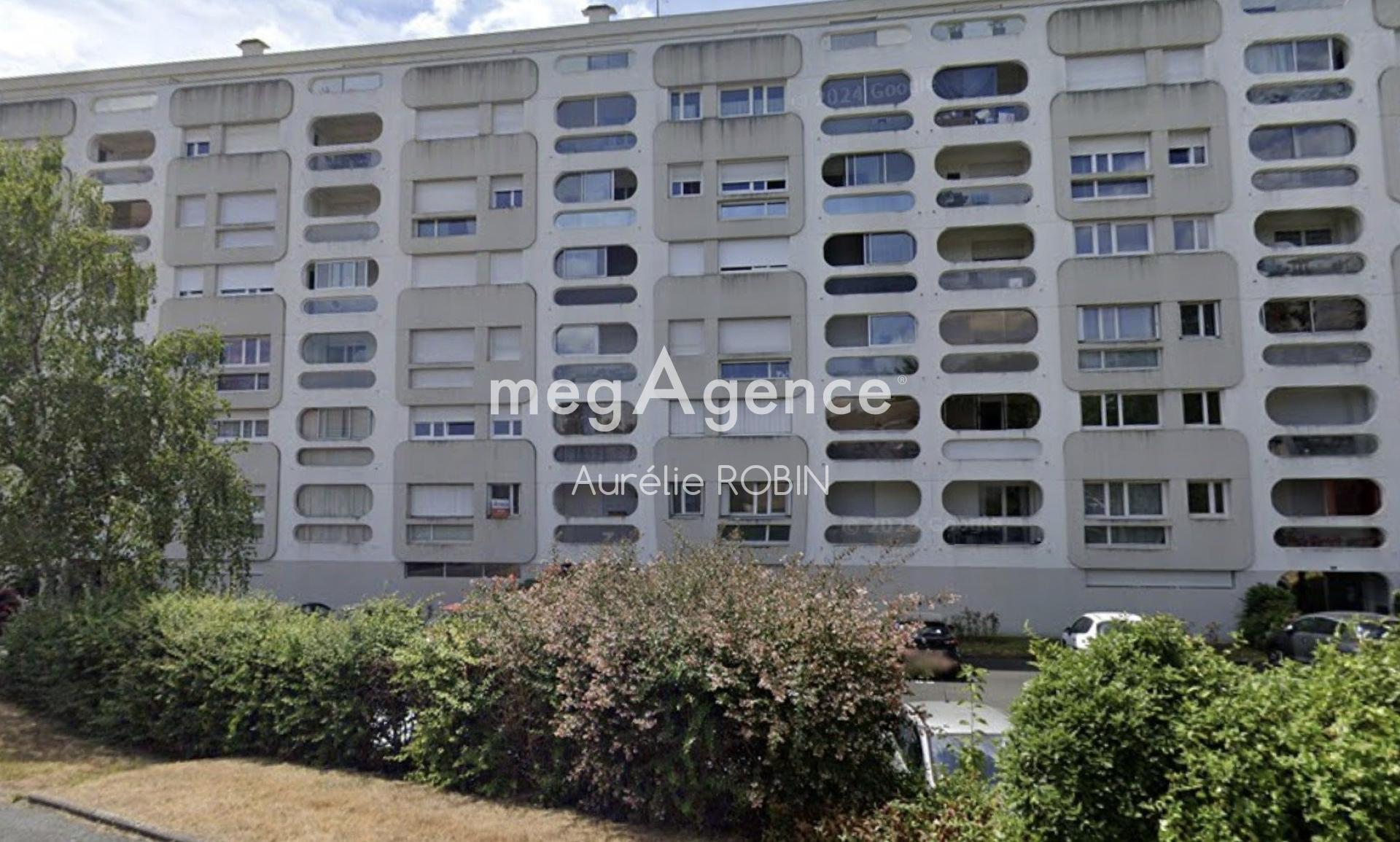 Miniature photo - 2 / 2