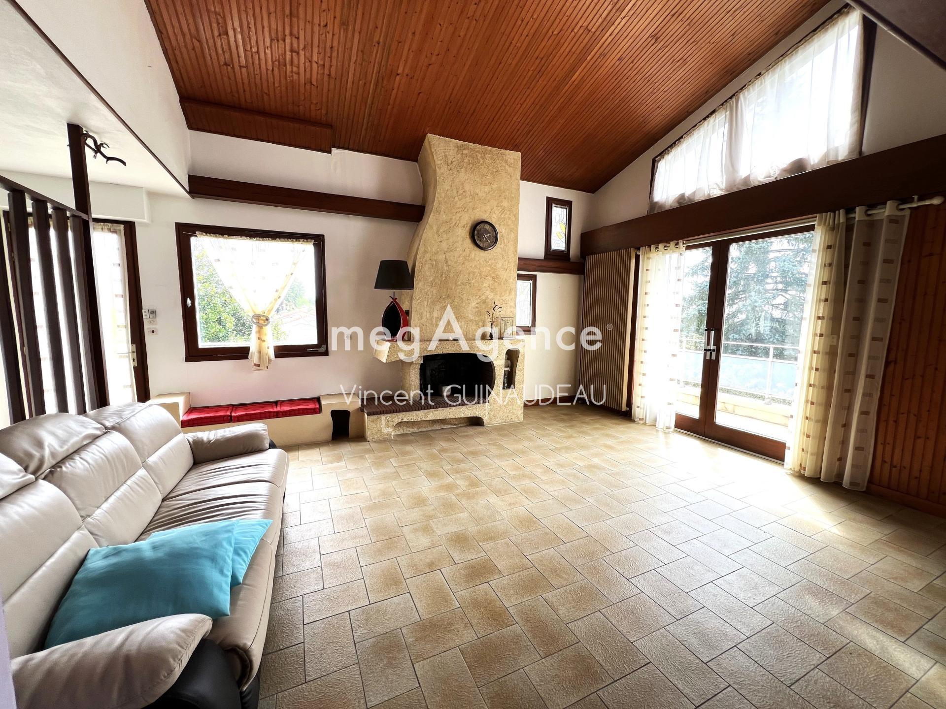 Miniature photo - 3 / 17