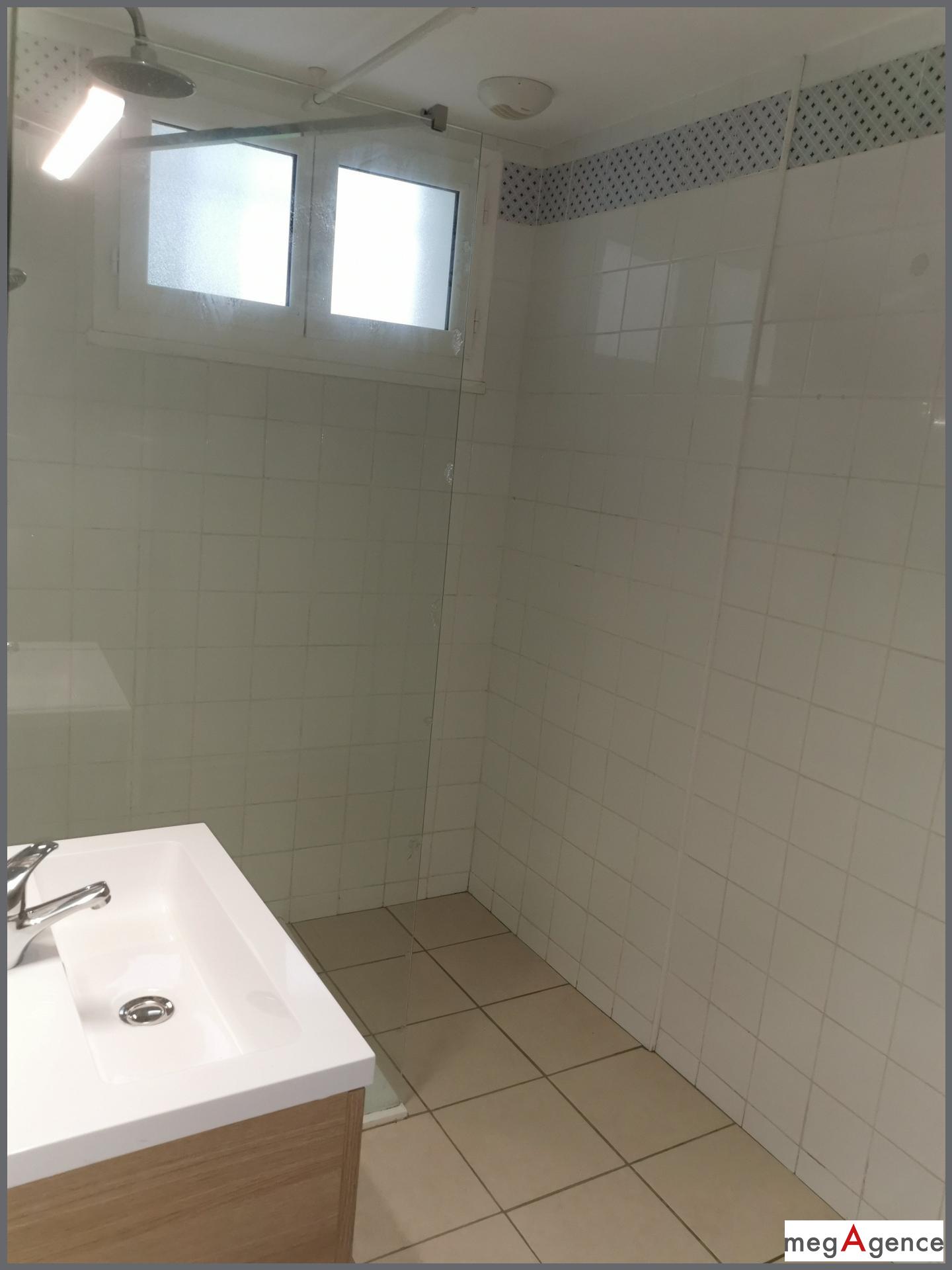 Miniature photo - 10 / 20