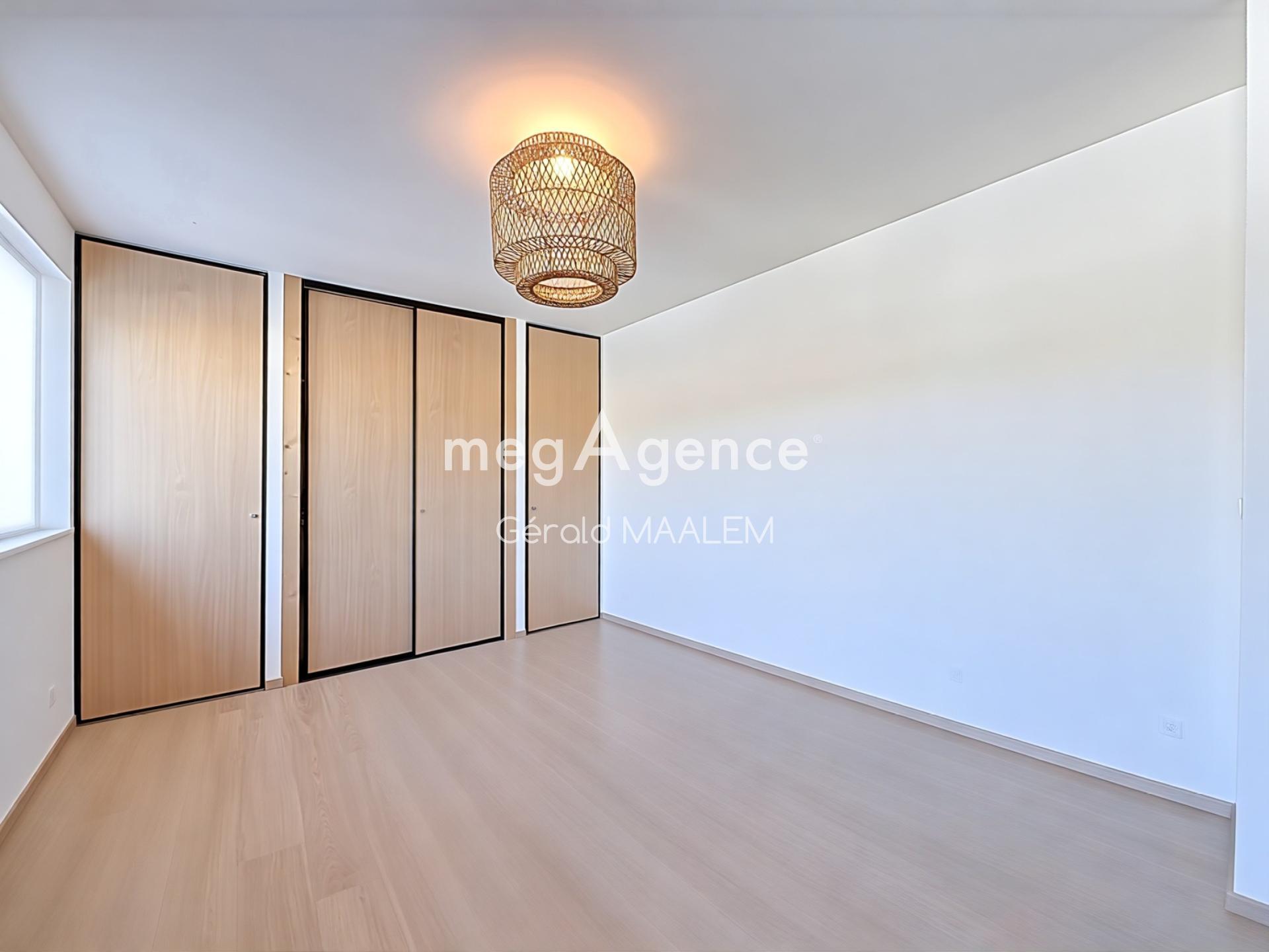 Miniature photo - 6 / 6