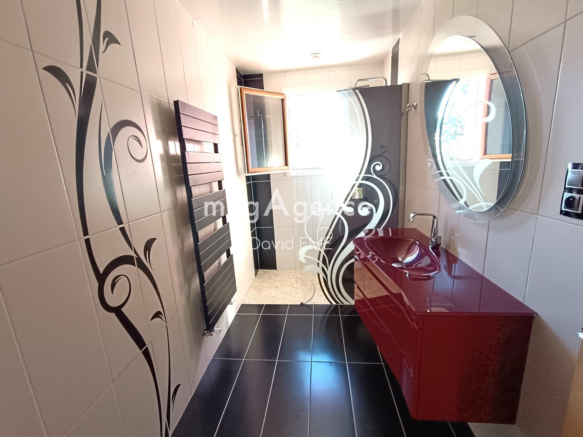 Miniature photo - 9 / 12