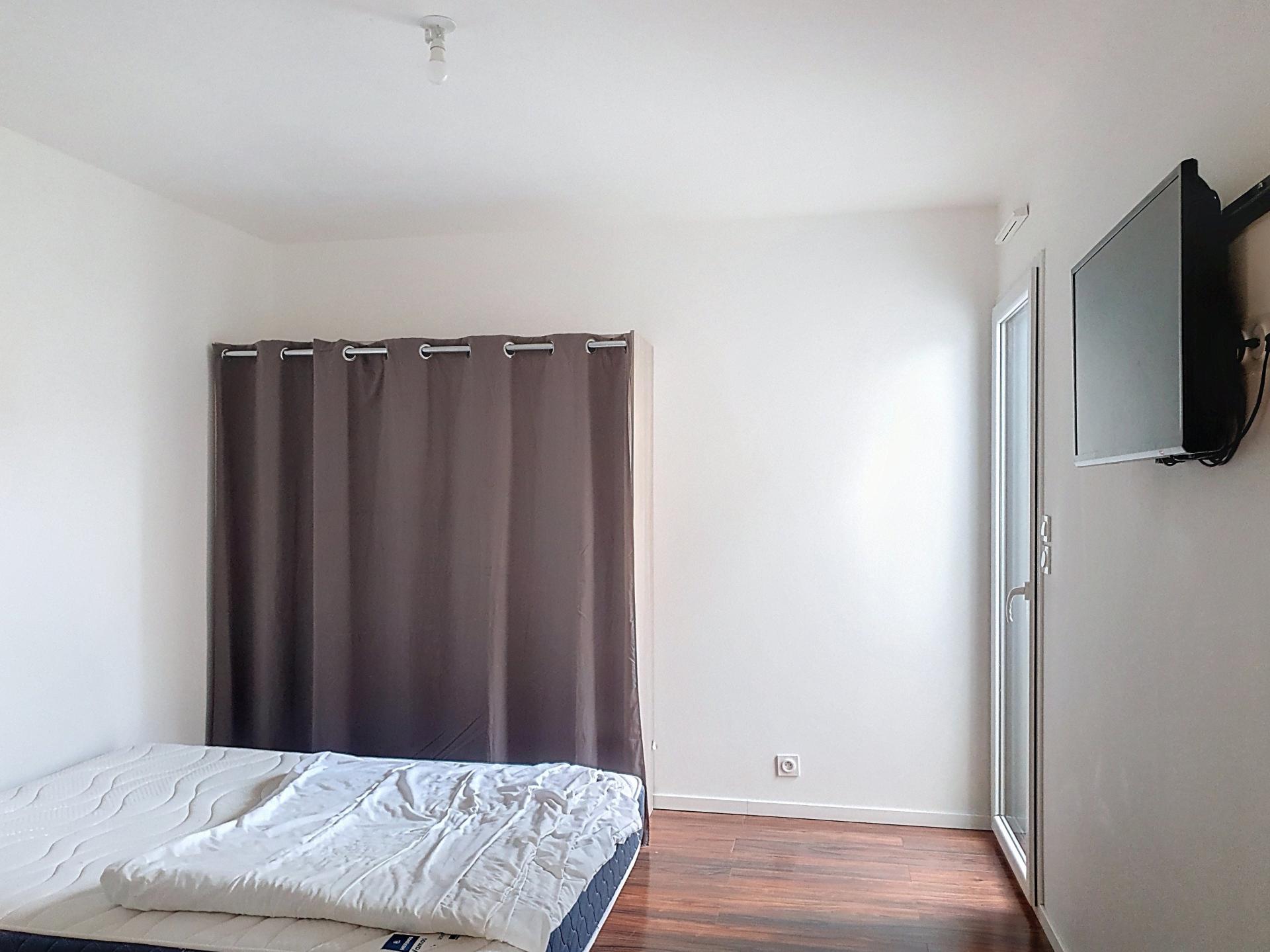 Miniature photo - 6 / 6