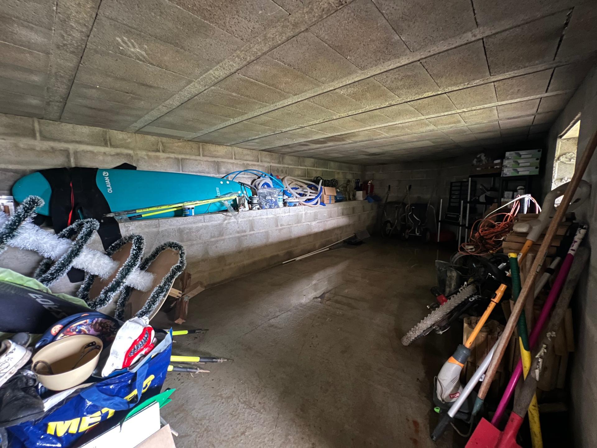 Miniature photo - 12 / 16