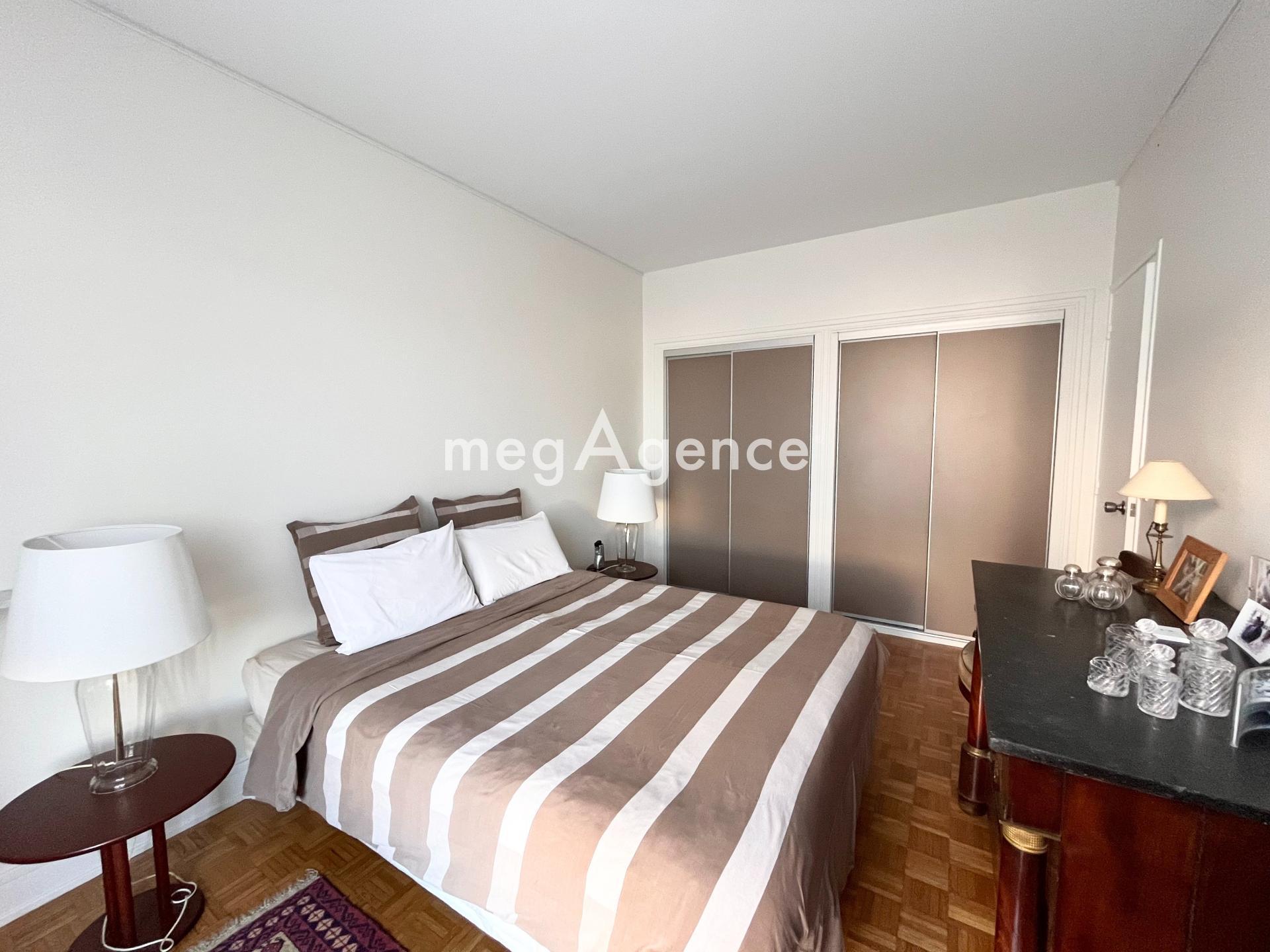 Miniature photo - 8 / 11