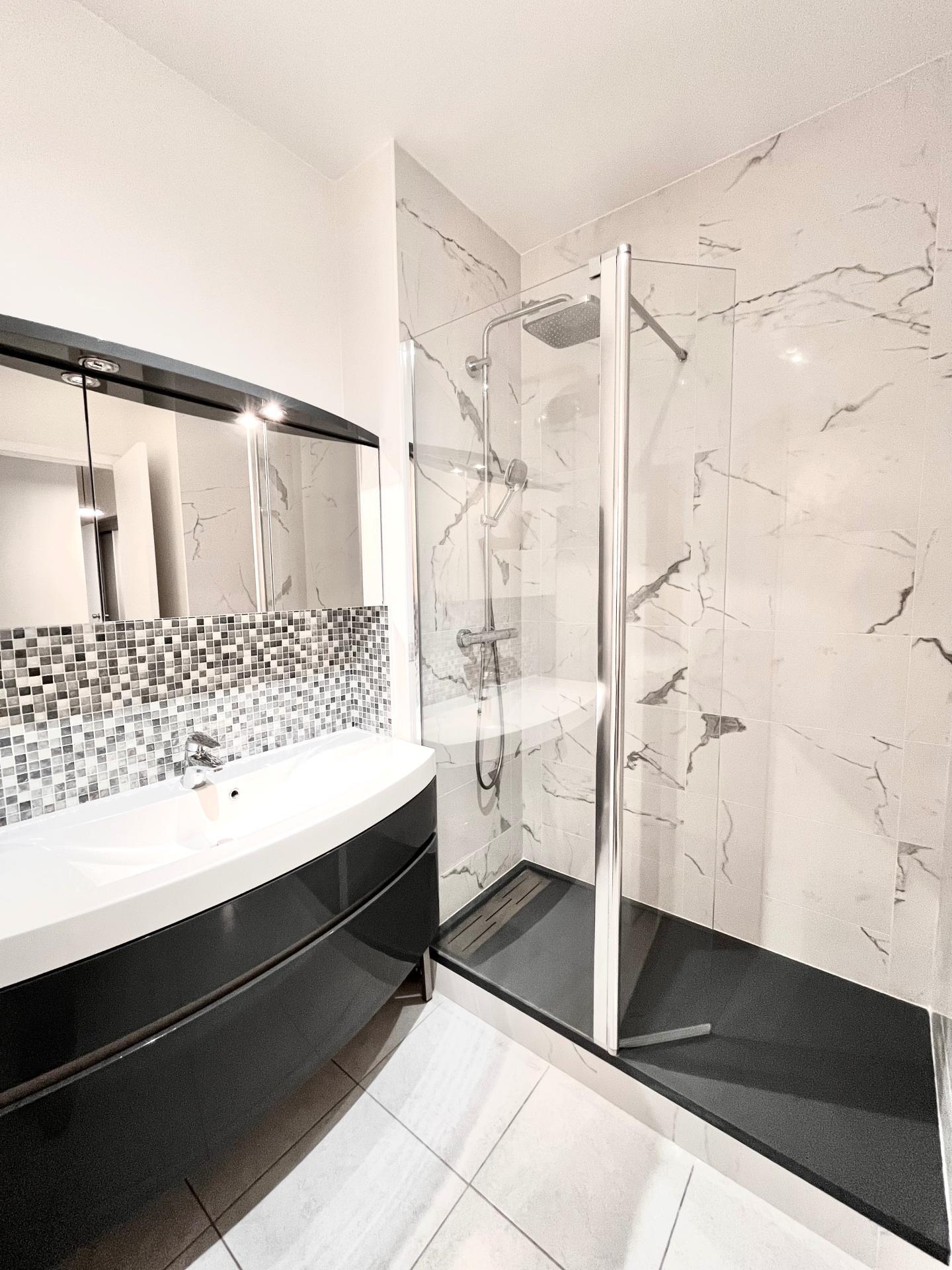 Miniature photo - 9 / 11