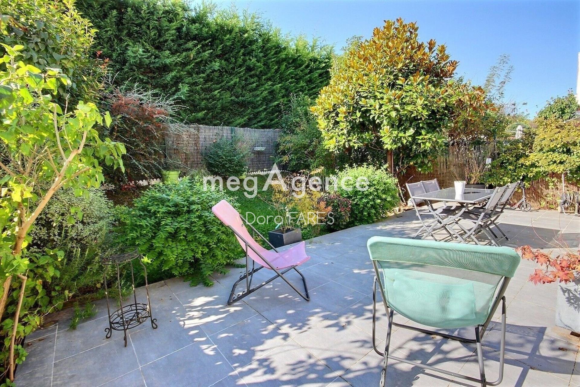 Miniature photo - 2 / 11