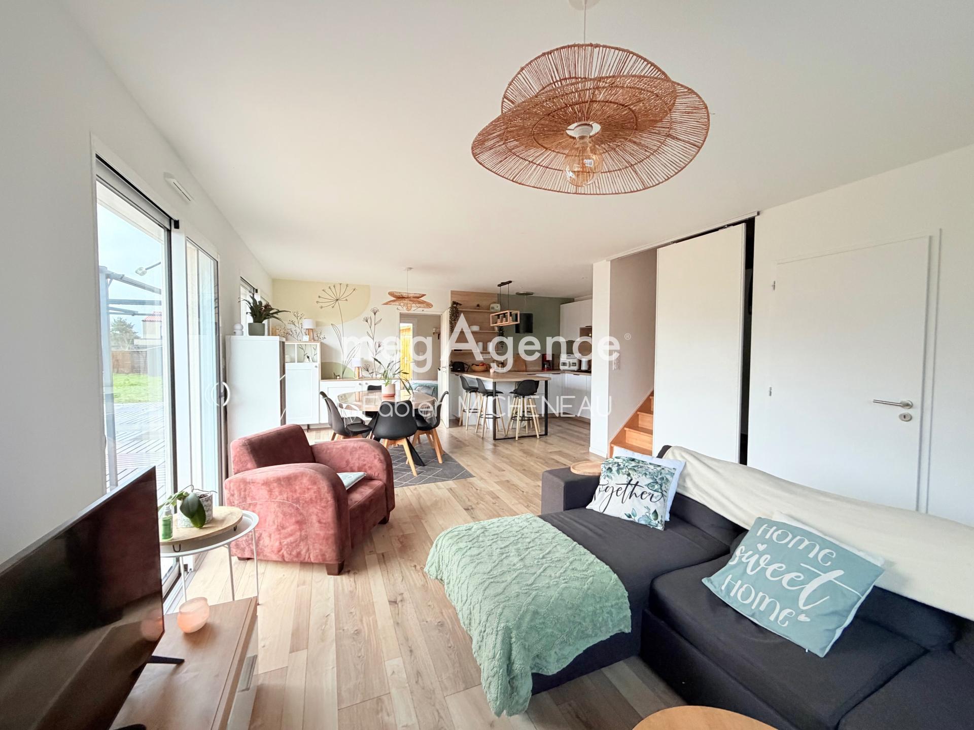 Miniature photo - 2 / 14