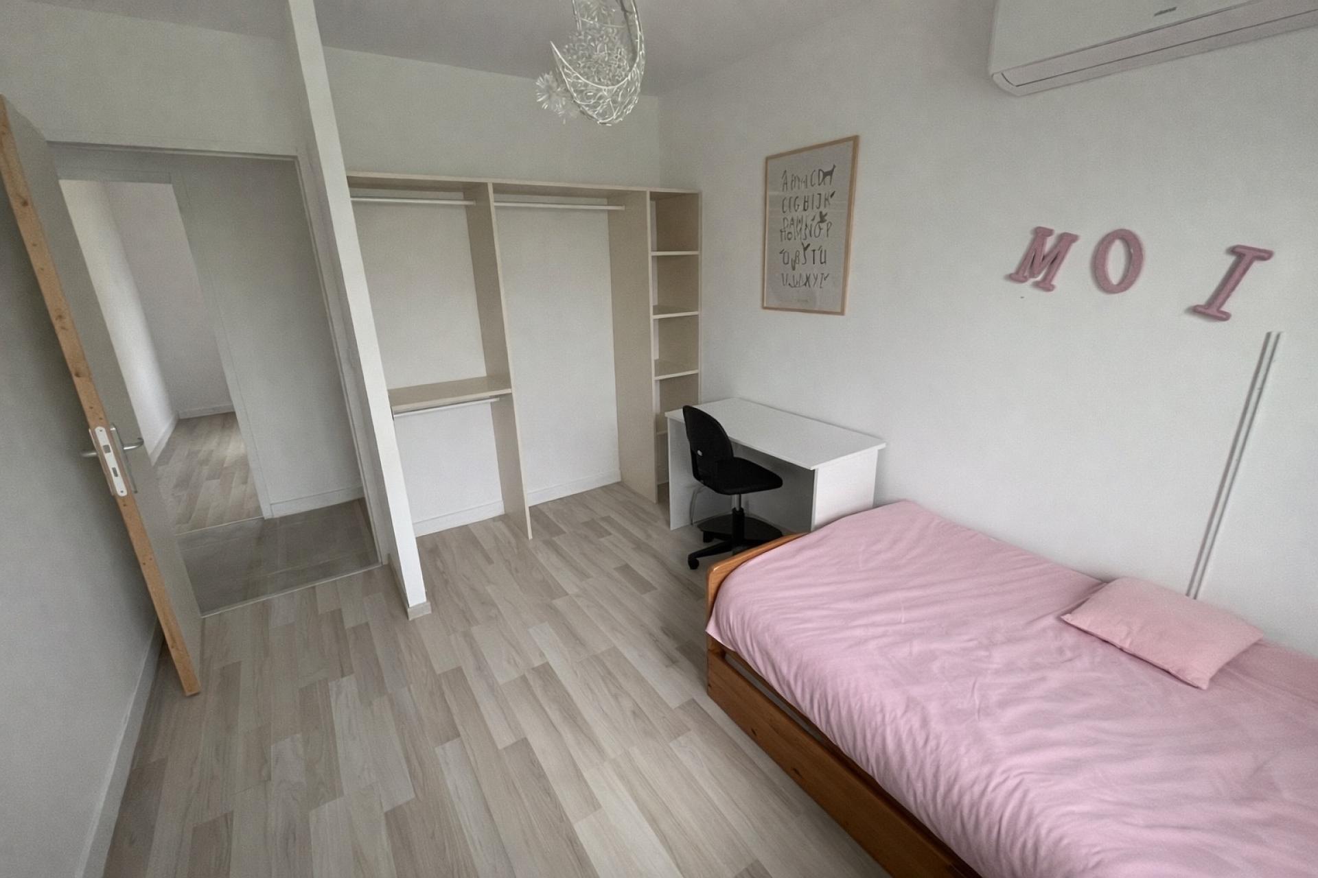 Miniature photo - 8 / 11