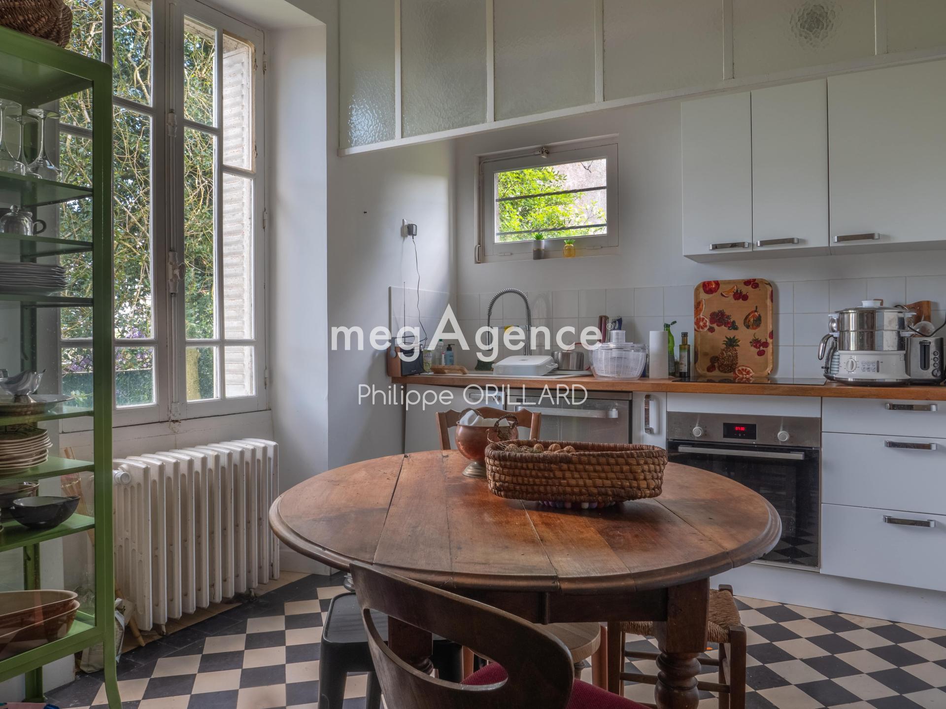 Miniature photo - 2 / 8