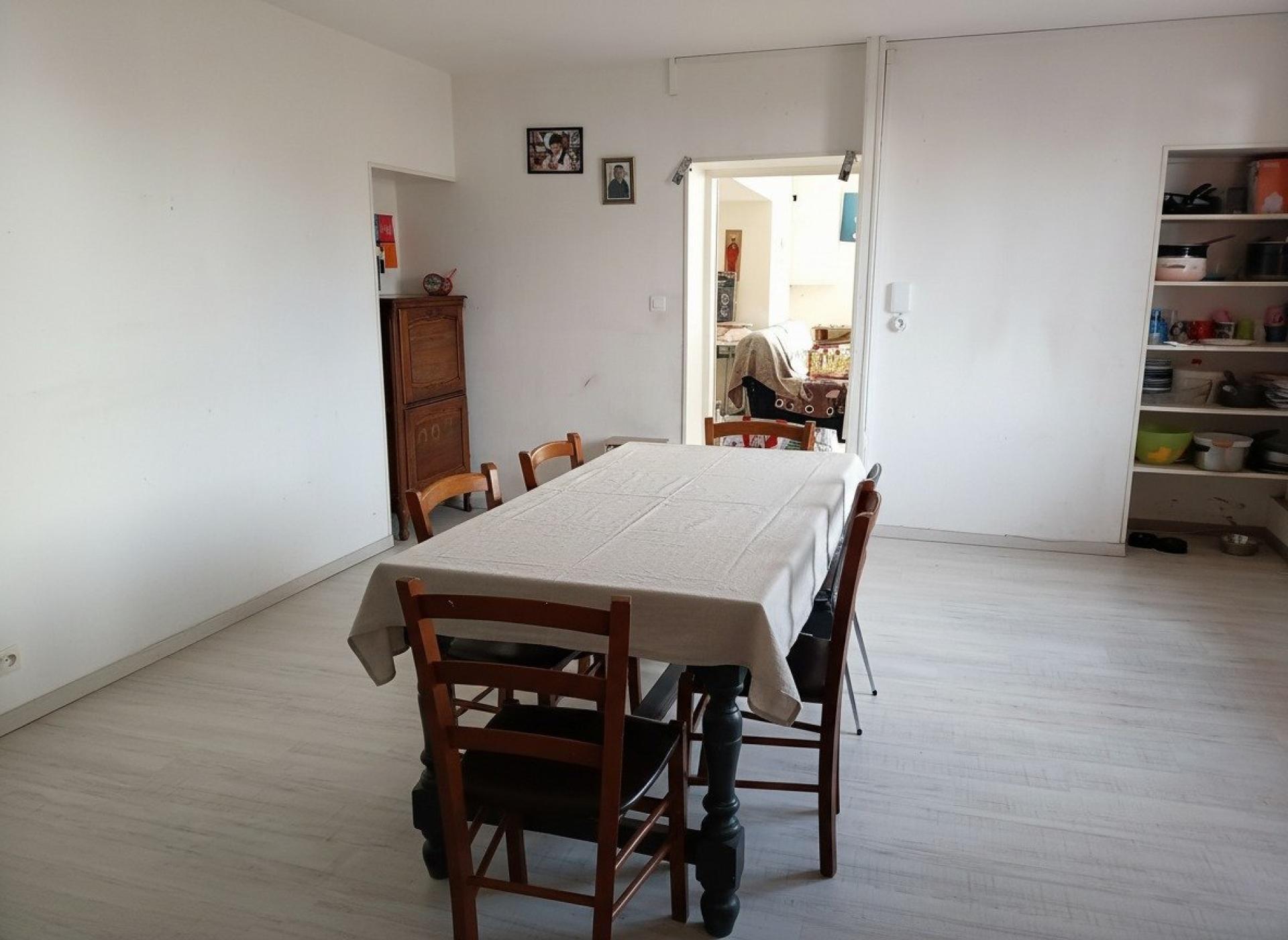 Miniature photo - 12 / 18