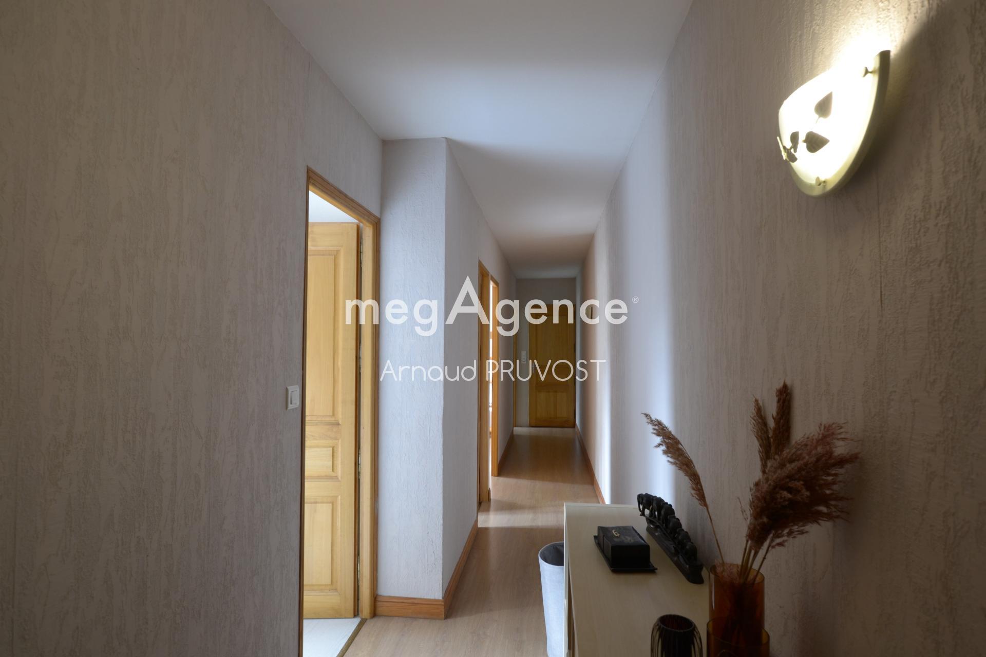 Miniature photo - 9 / 16