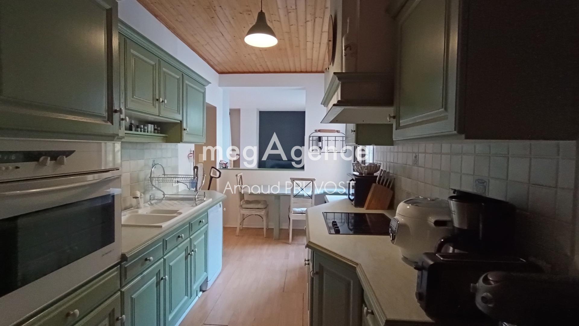 Miniature photo - 8 / 16