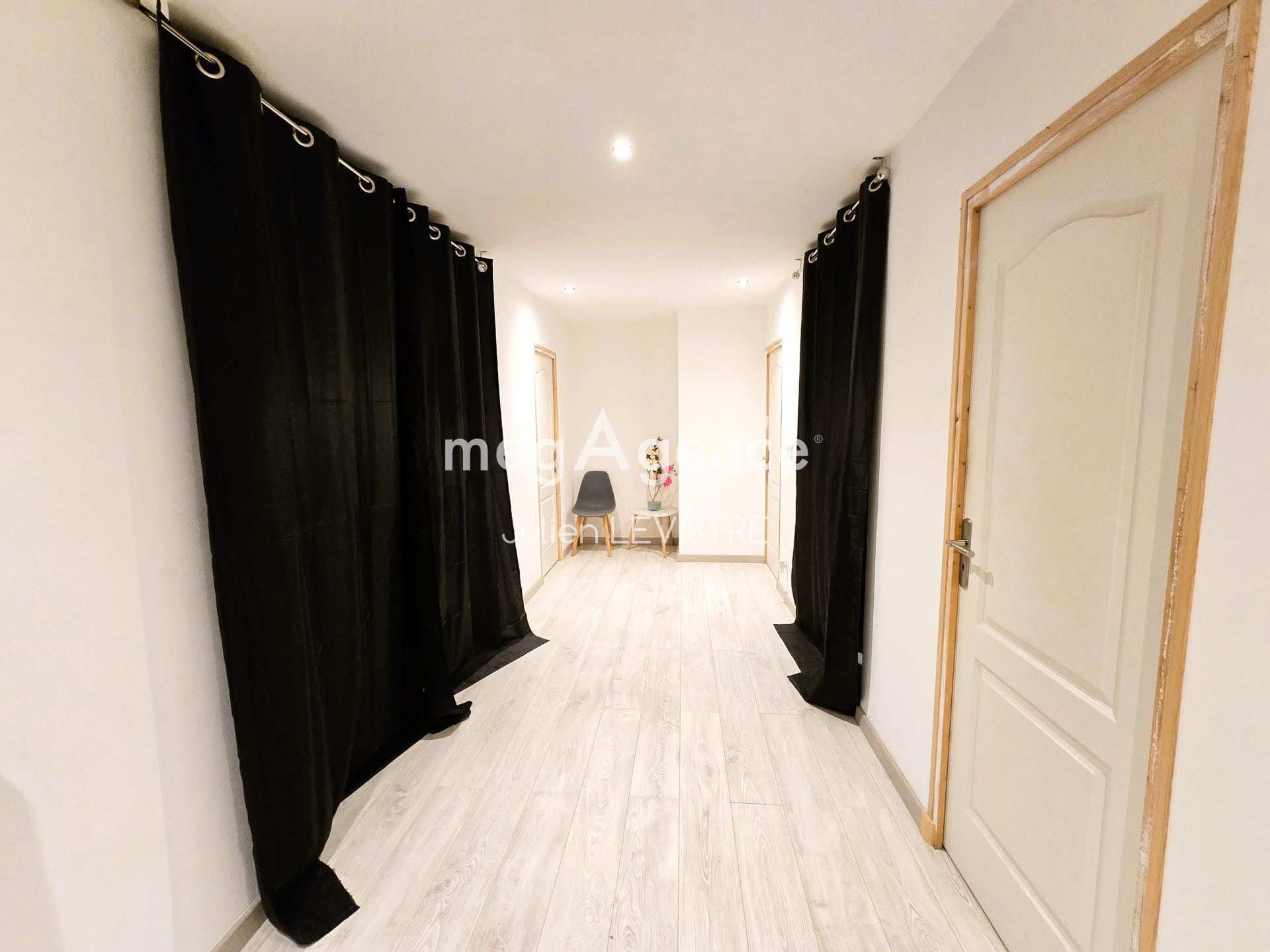 Miniature photo - 5 / 10