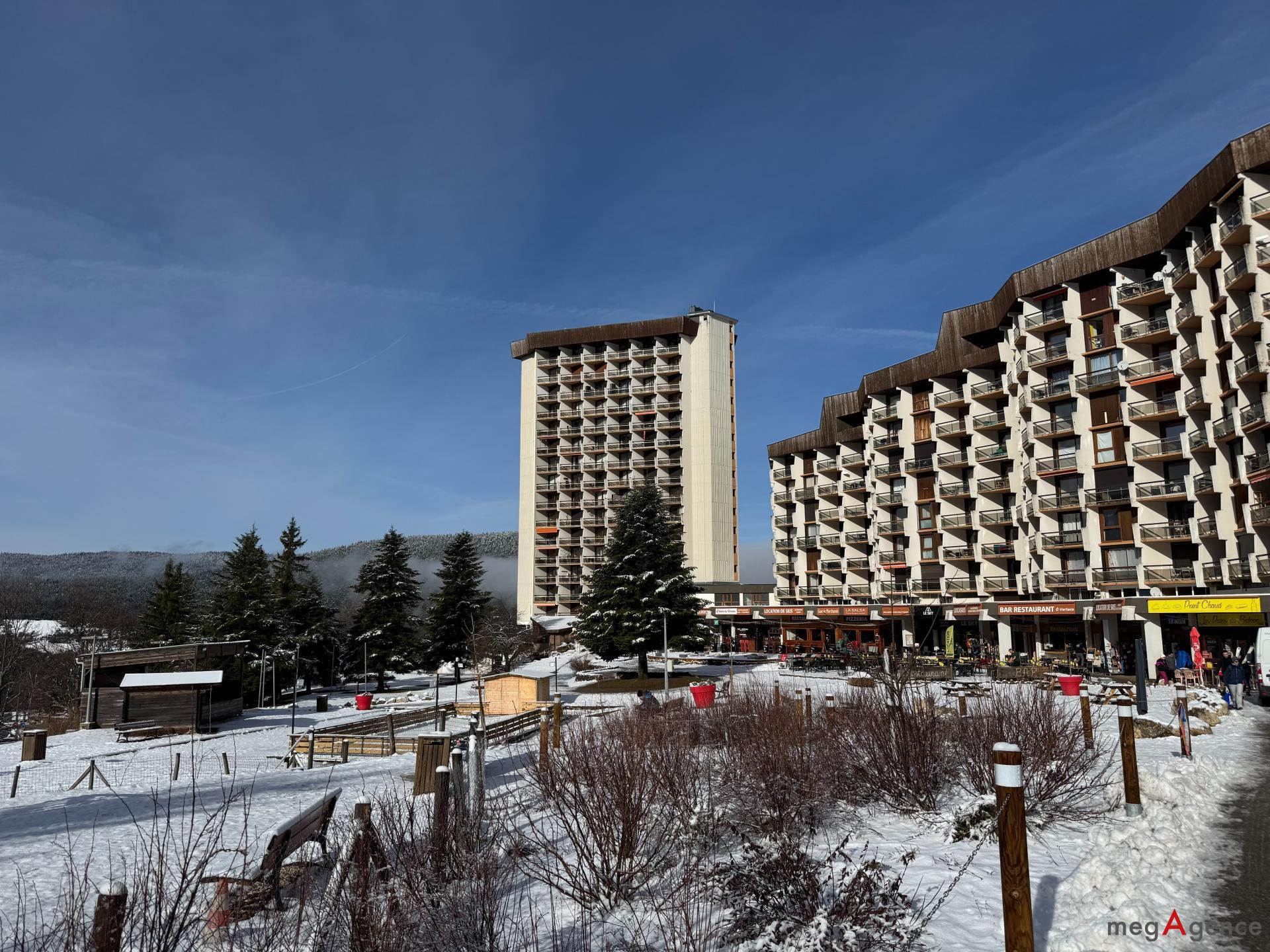 Miniature photo - 14 / 14