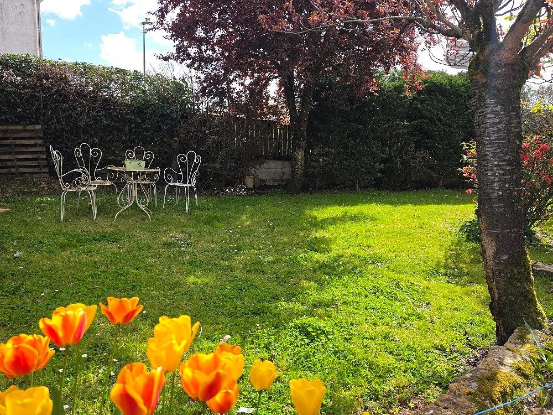 Miniature photo - 2 / 14