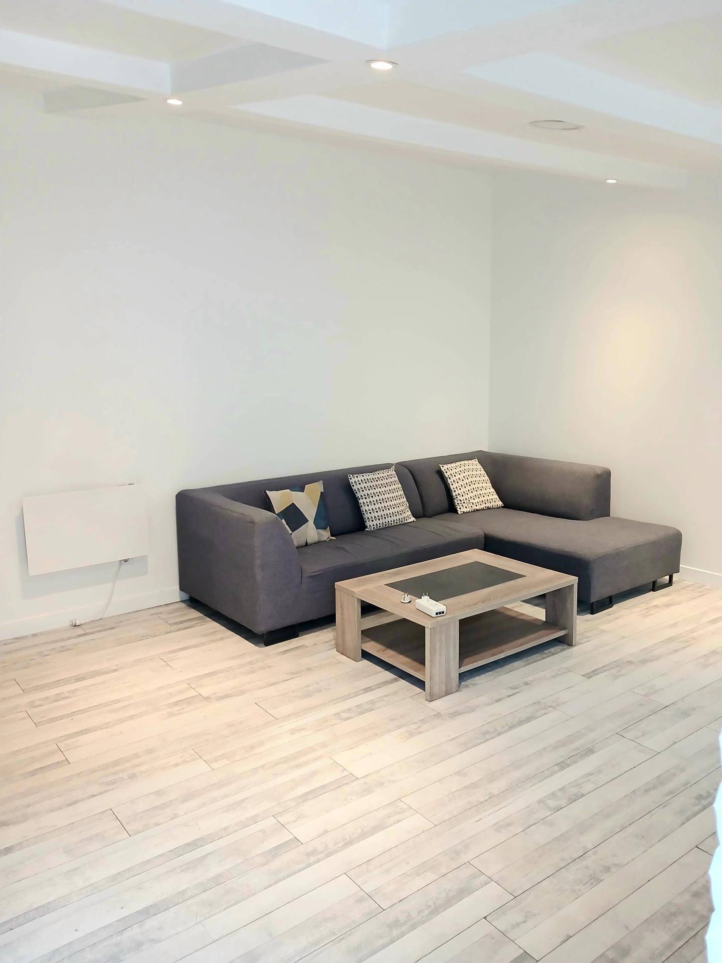 Miniature photo - 2 / 9