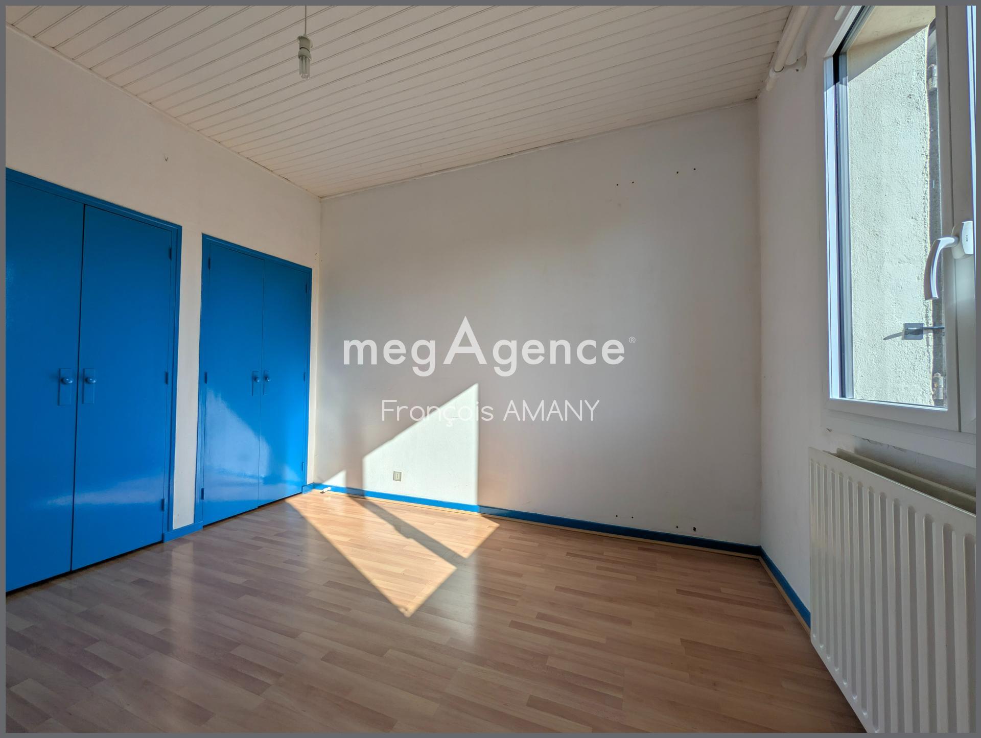 Miniature photo - 5 / 10