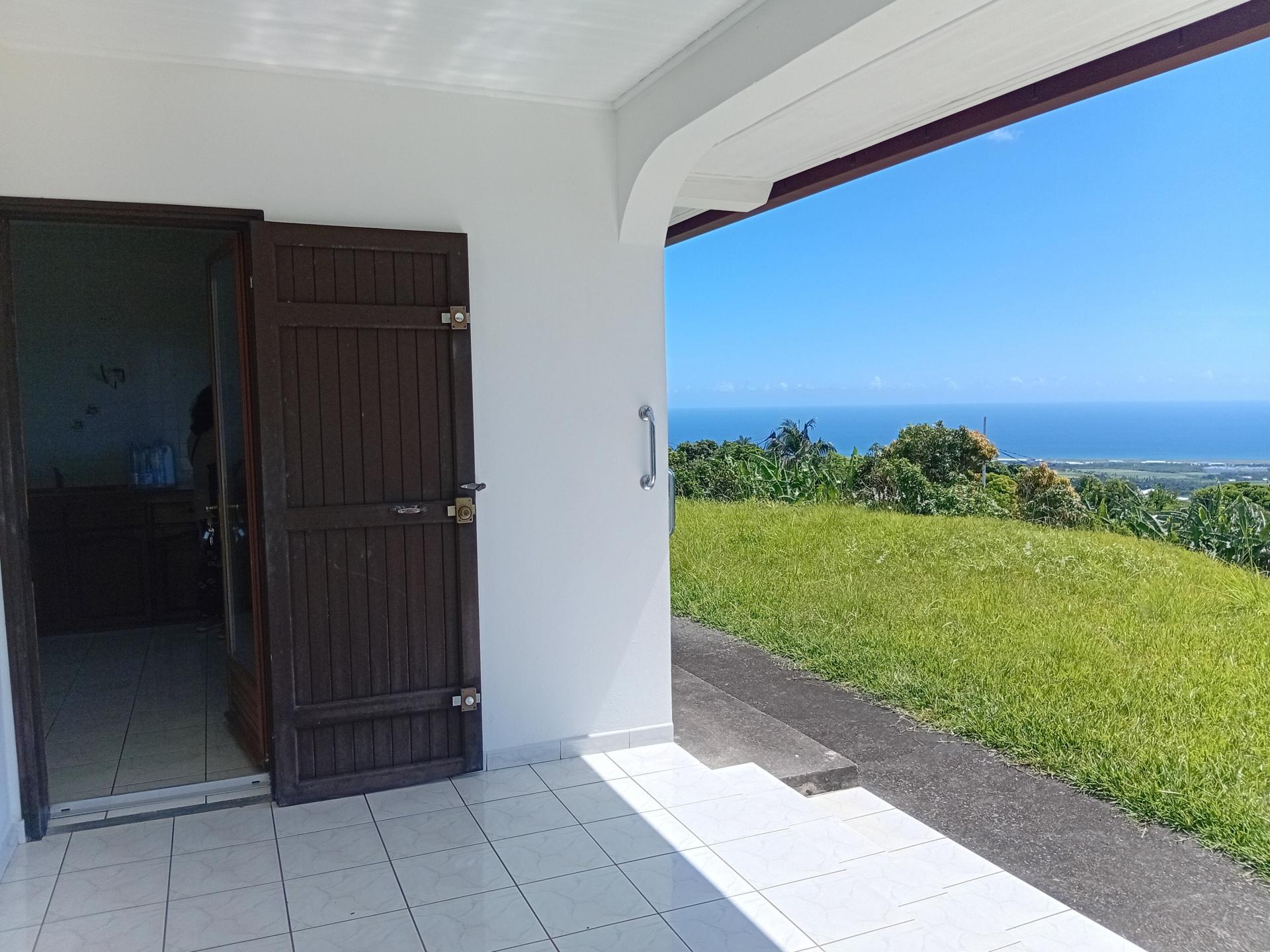 Miniature photo - 2 / 8