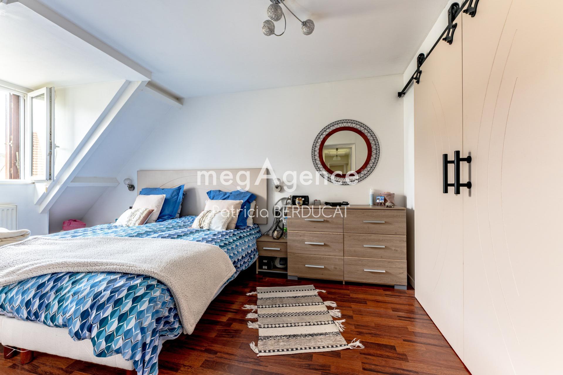 Miniature photo - 9 / 10