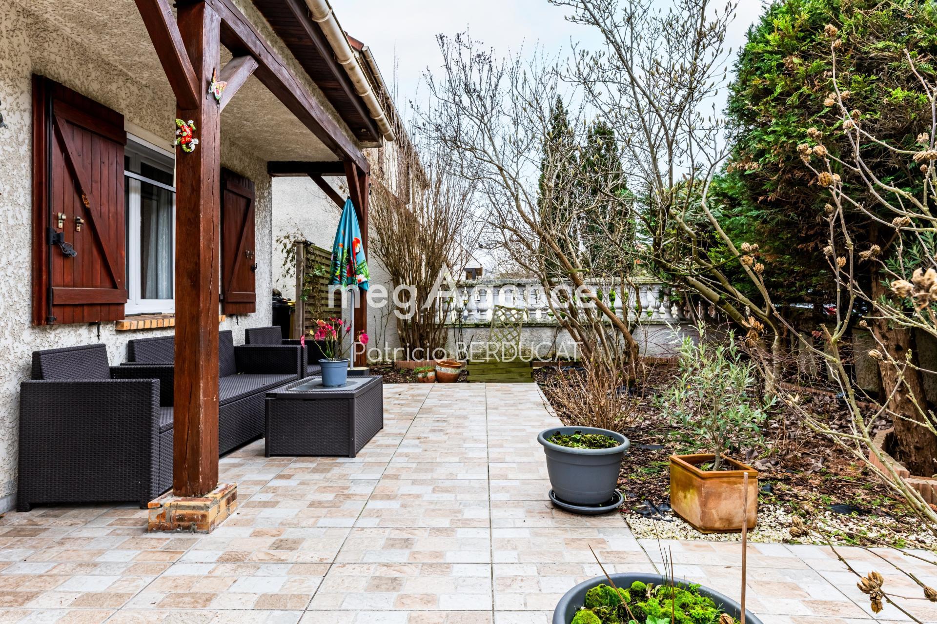 Miniature photo - 2 / 10