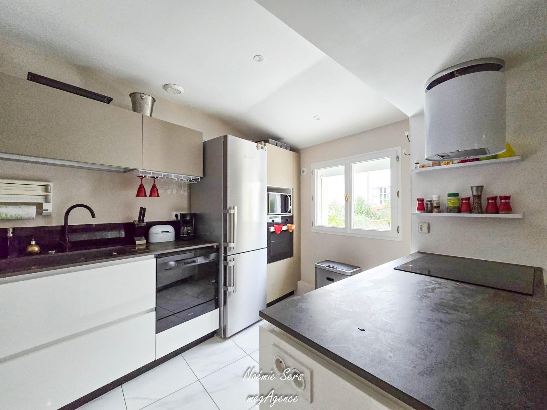 Miniature photo - 3 / 10