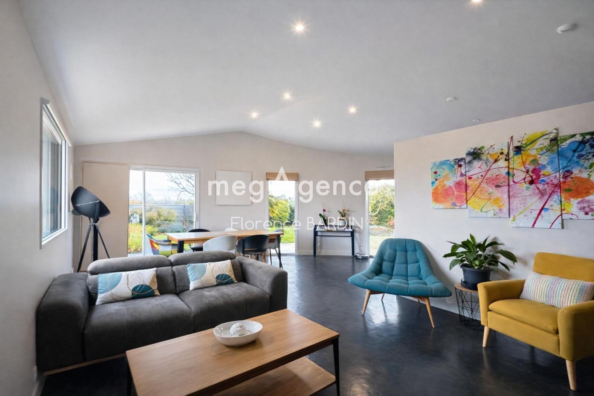 Miniature photo - 3 / 16