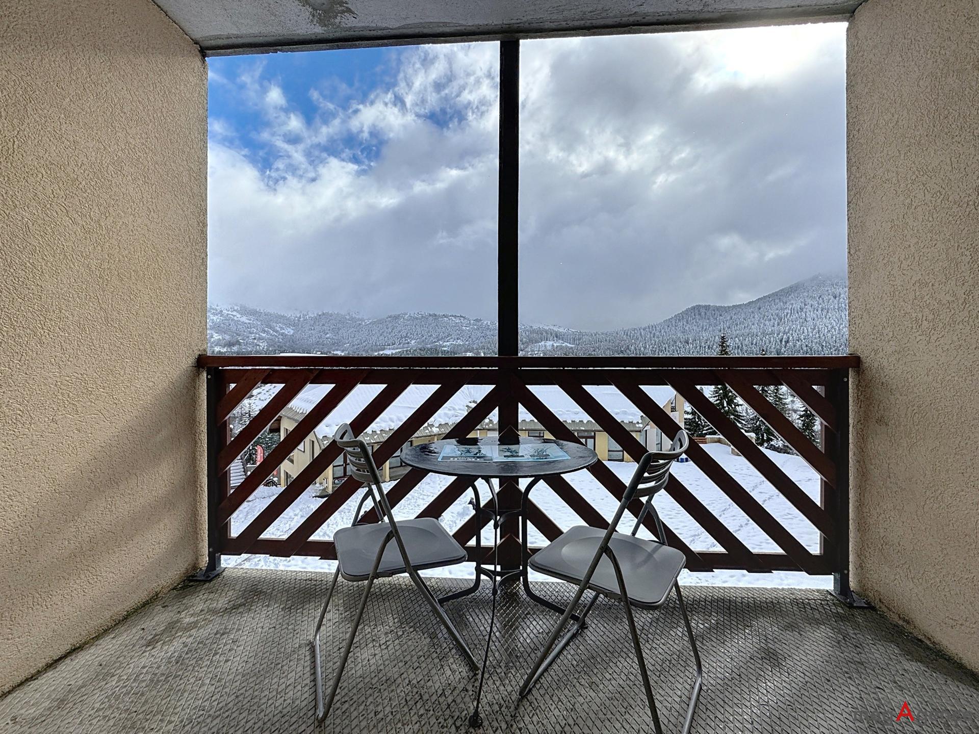 Miniature photo - 10 / 11