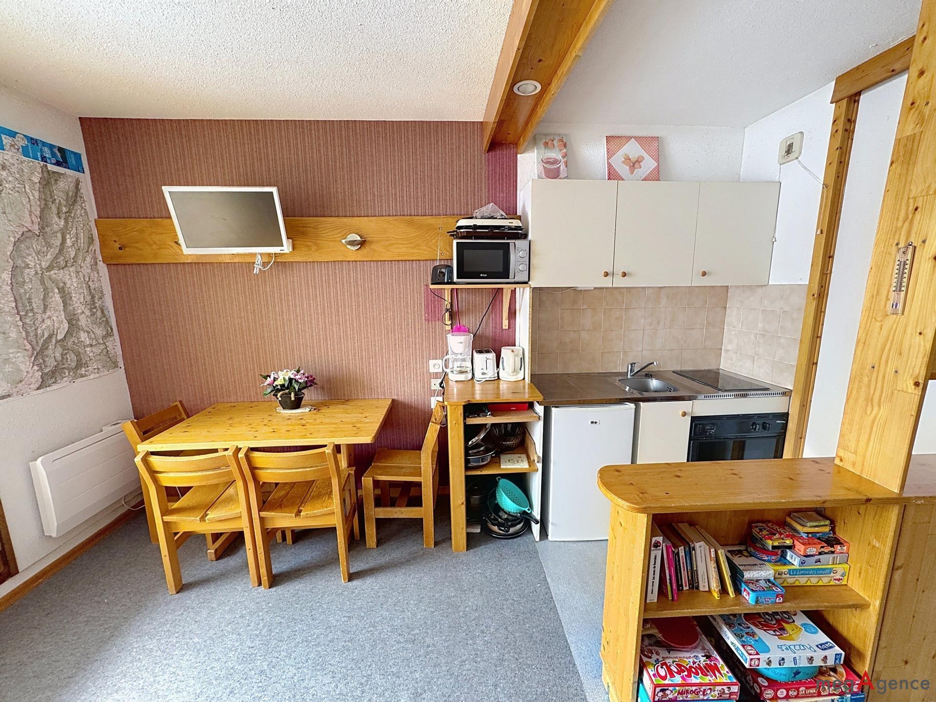 Miniature photo - 7 / 11