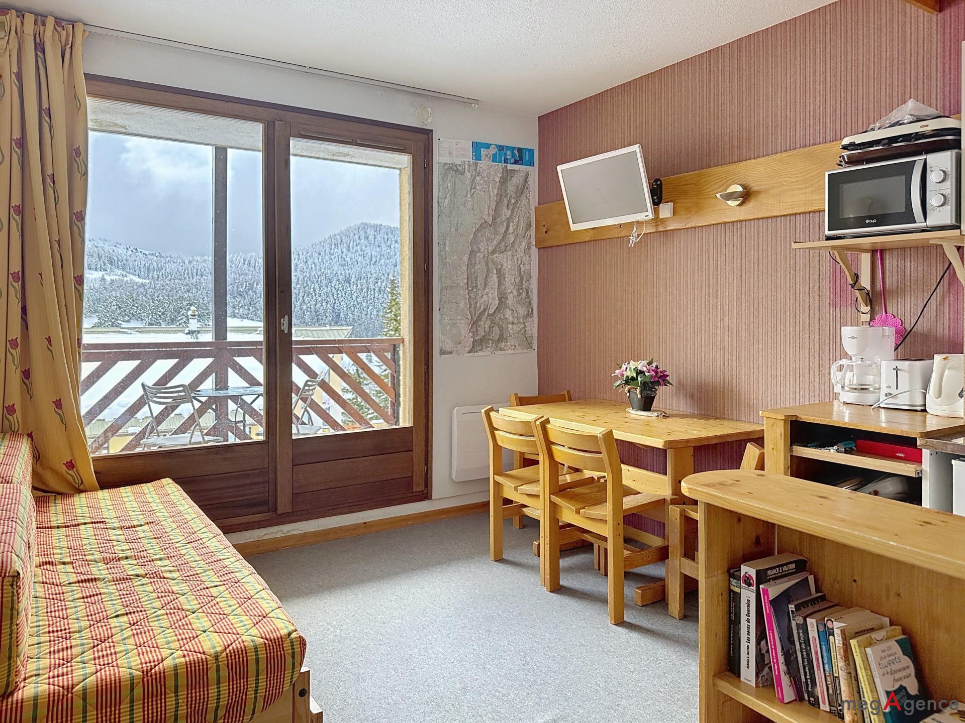 Miniature photo - 11 / 11