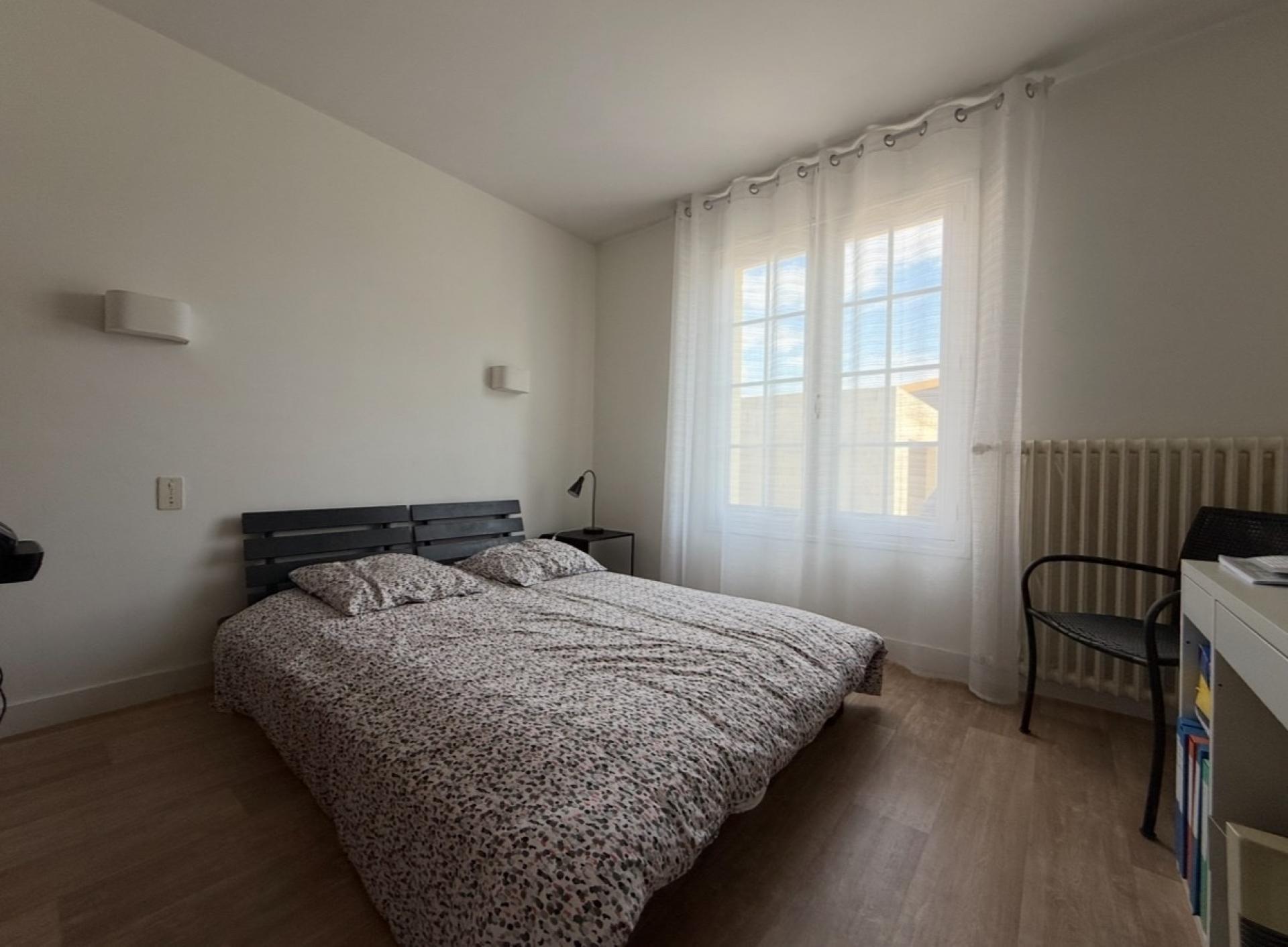 Miniature photo - 9 / 16