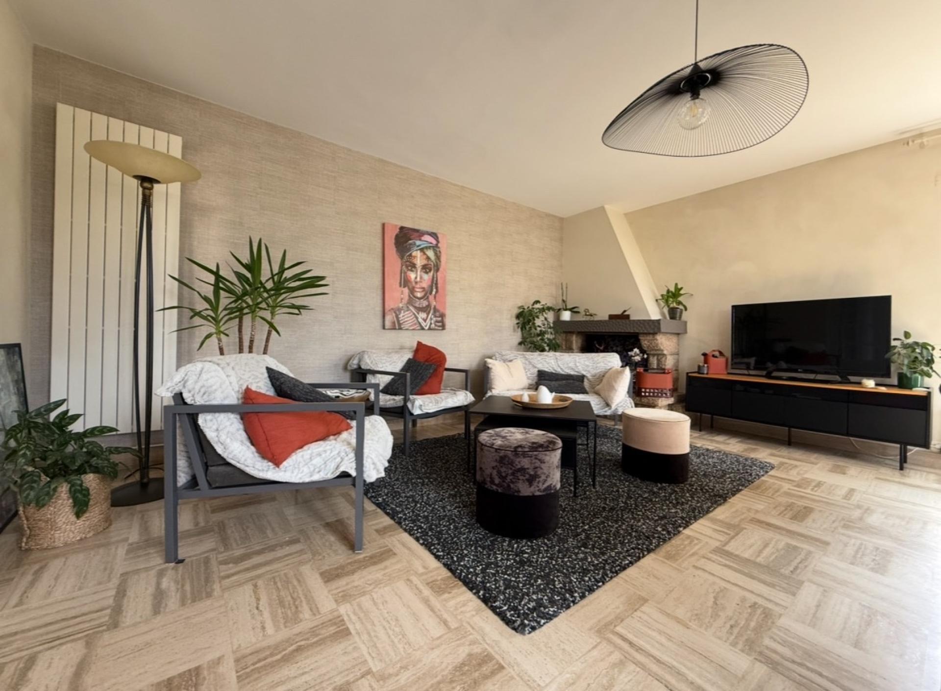 Miniature photo - 5 / 16