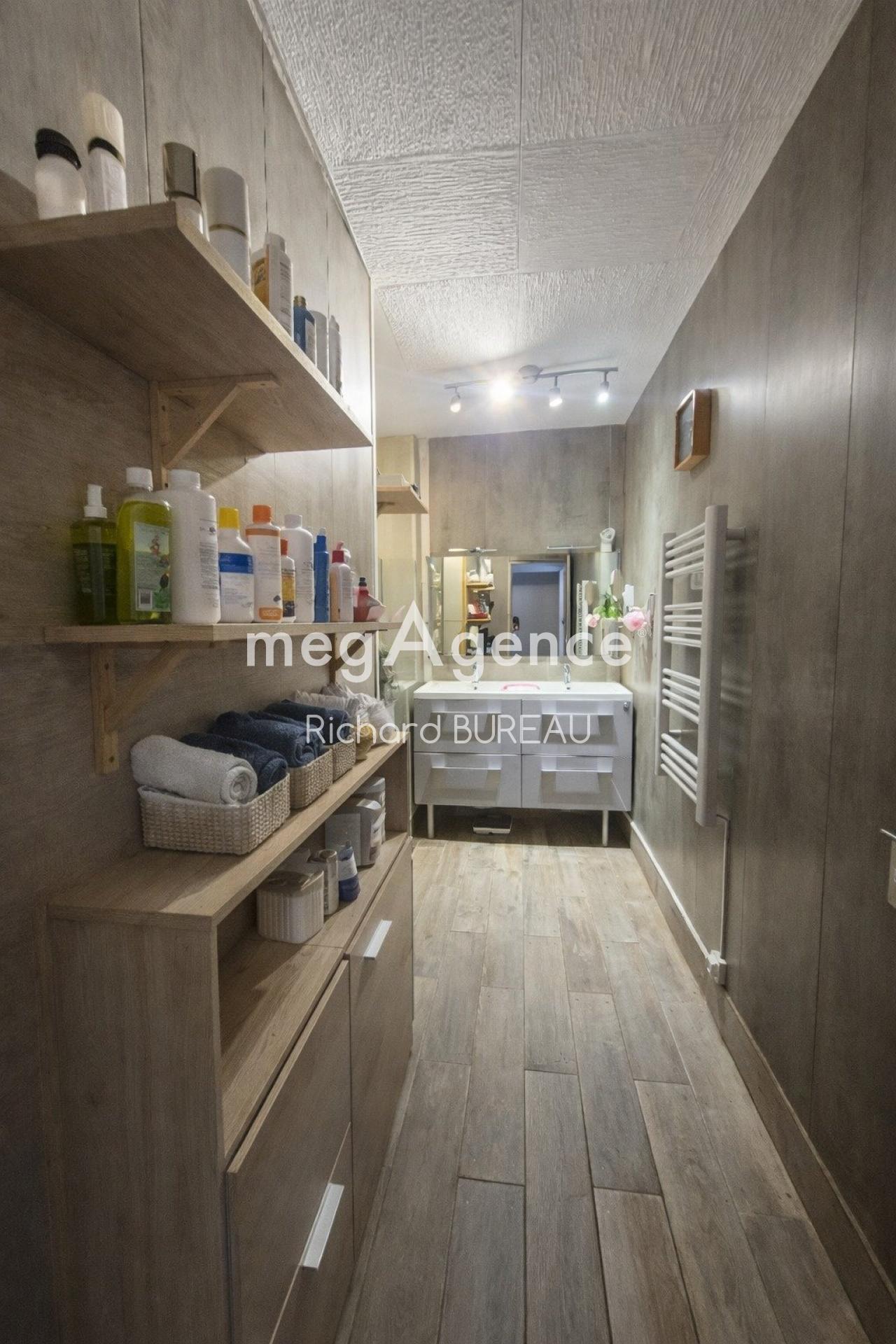 Miniature photo - 7 / 10