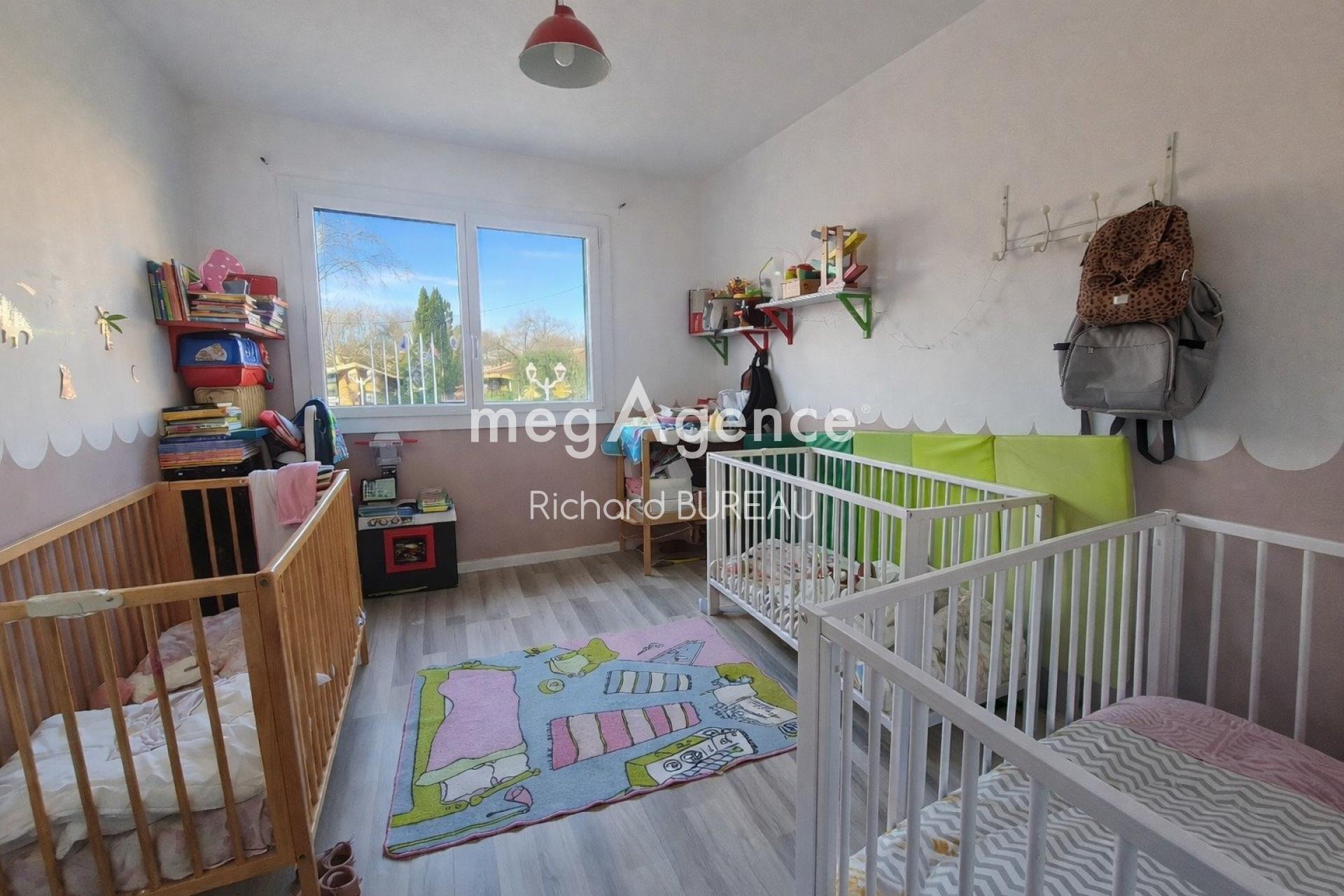 Miniature photo - 8 / 10