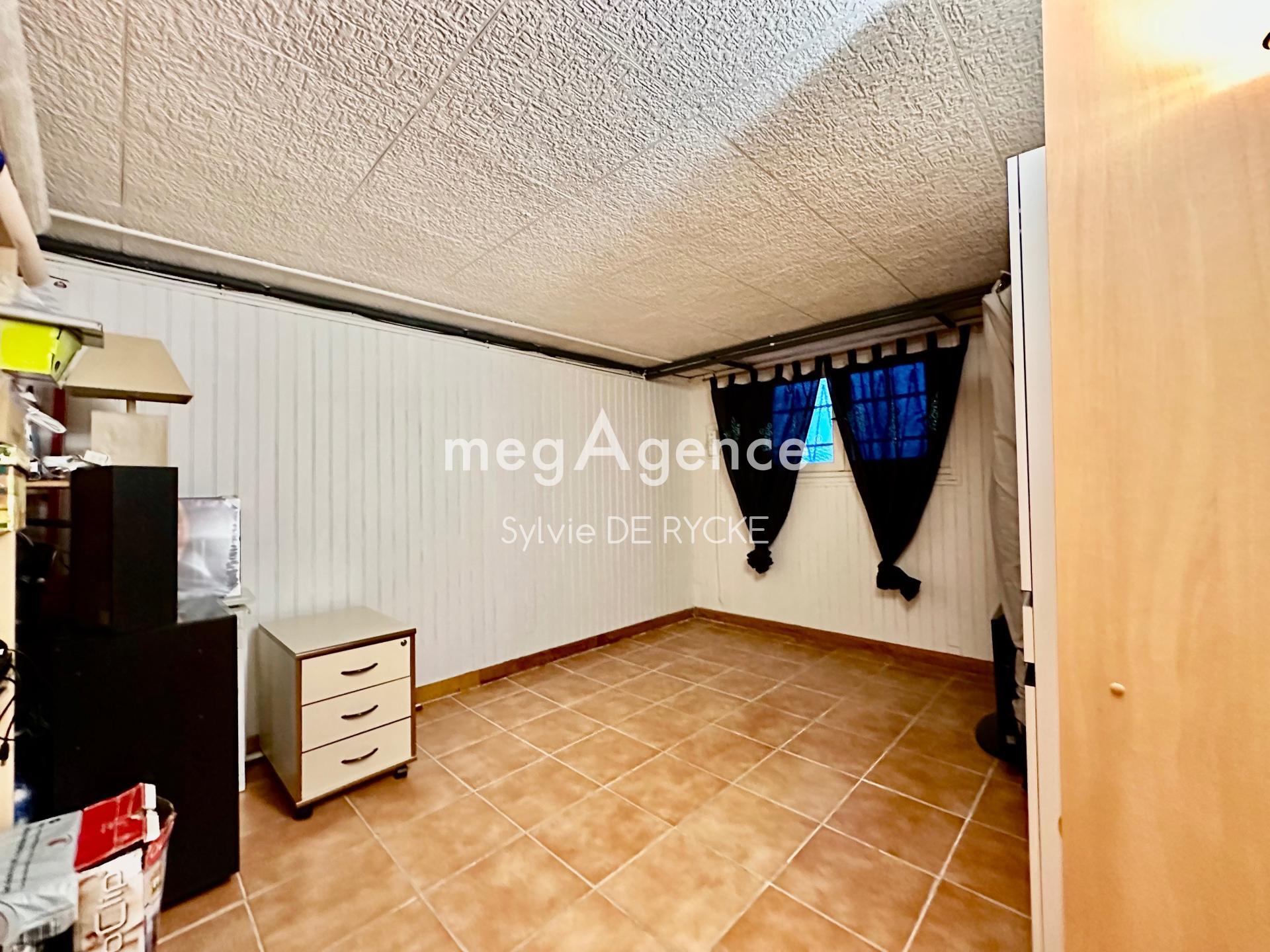 Miniature photo - 18 / 19