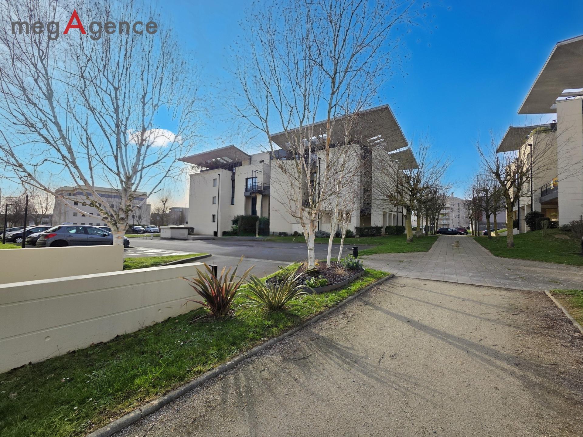 Miniature photo - 12 / 13