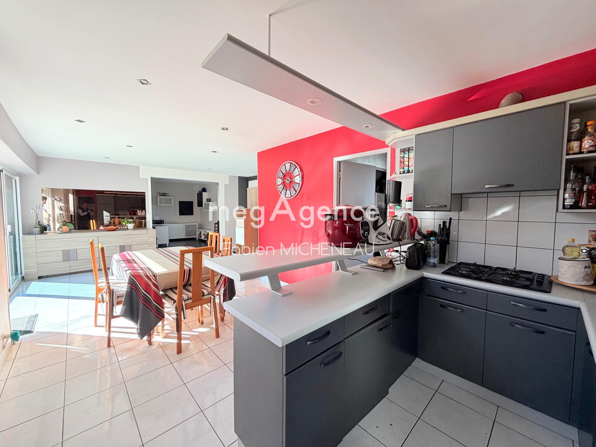 Miniature photo - 5 / 10